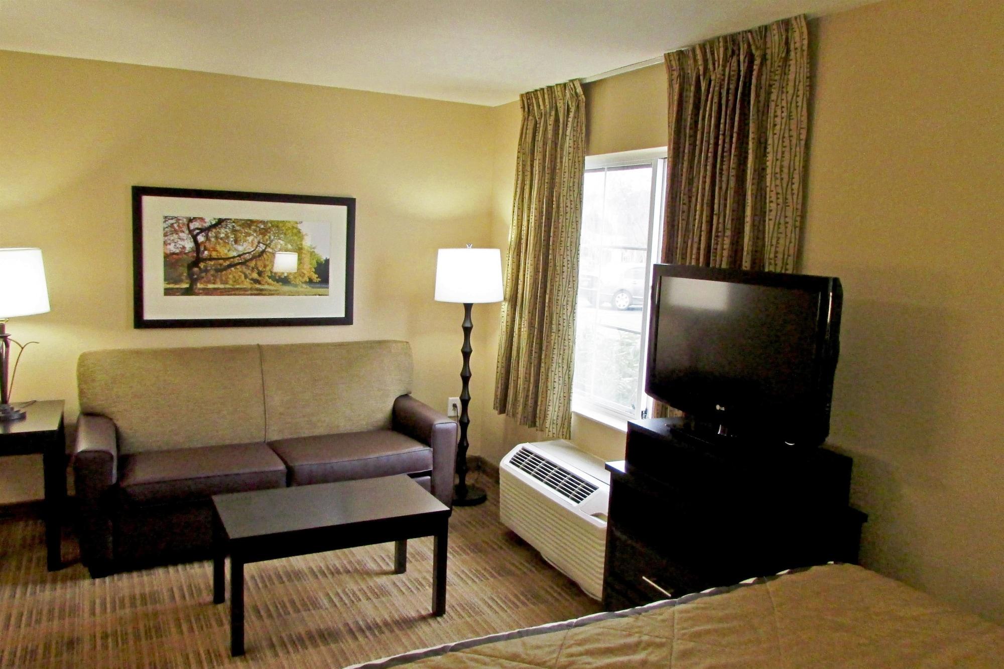 Extended America - - Biltmore Hotel