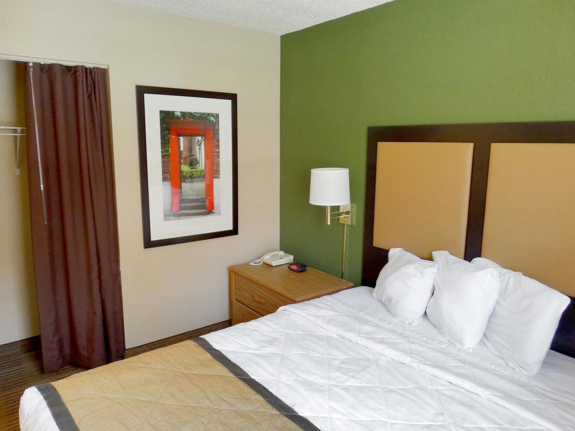 Extended America - Phoenix - Airport - Hotel 2*