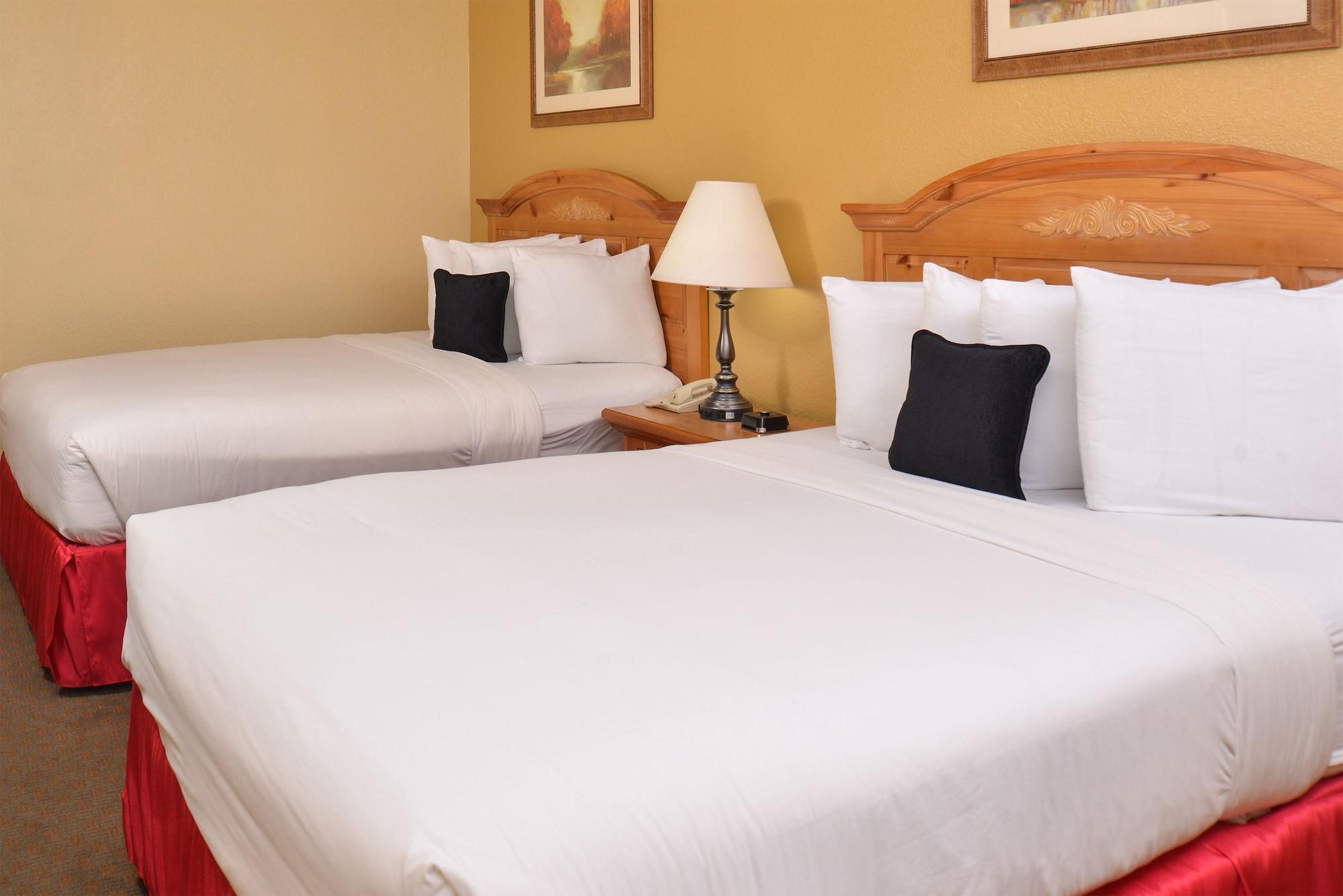 3 Palms North Foothills Hotel 3*