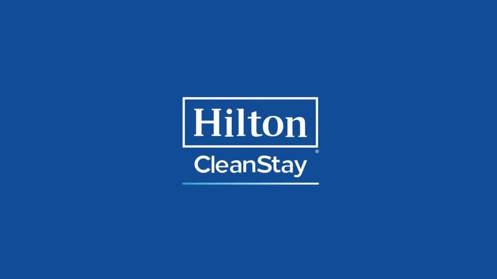 Home2 By Hilton Phoenix Hotel 3*
