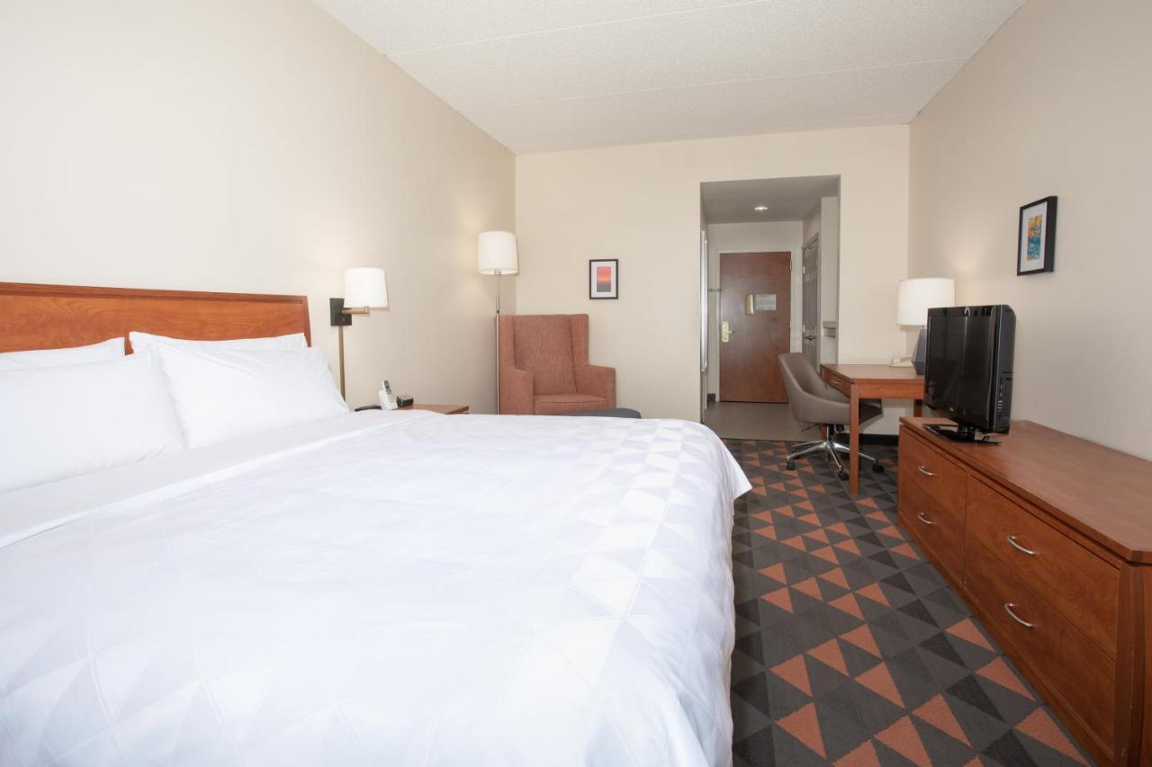 Hotel & - West Phoenix Area By Ihg