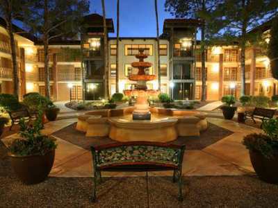 Doubletree By Hilton Airport Hotel