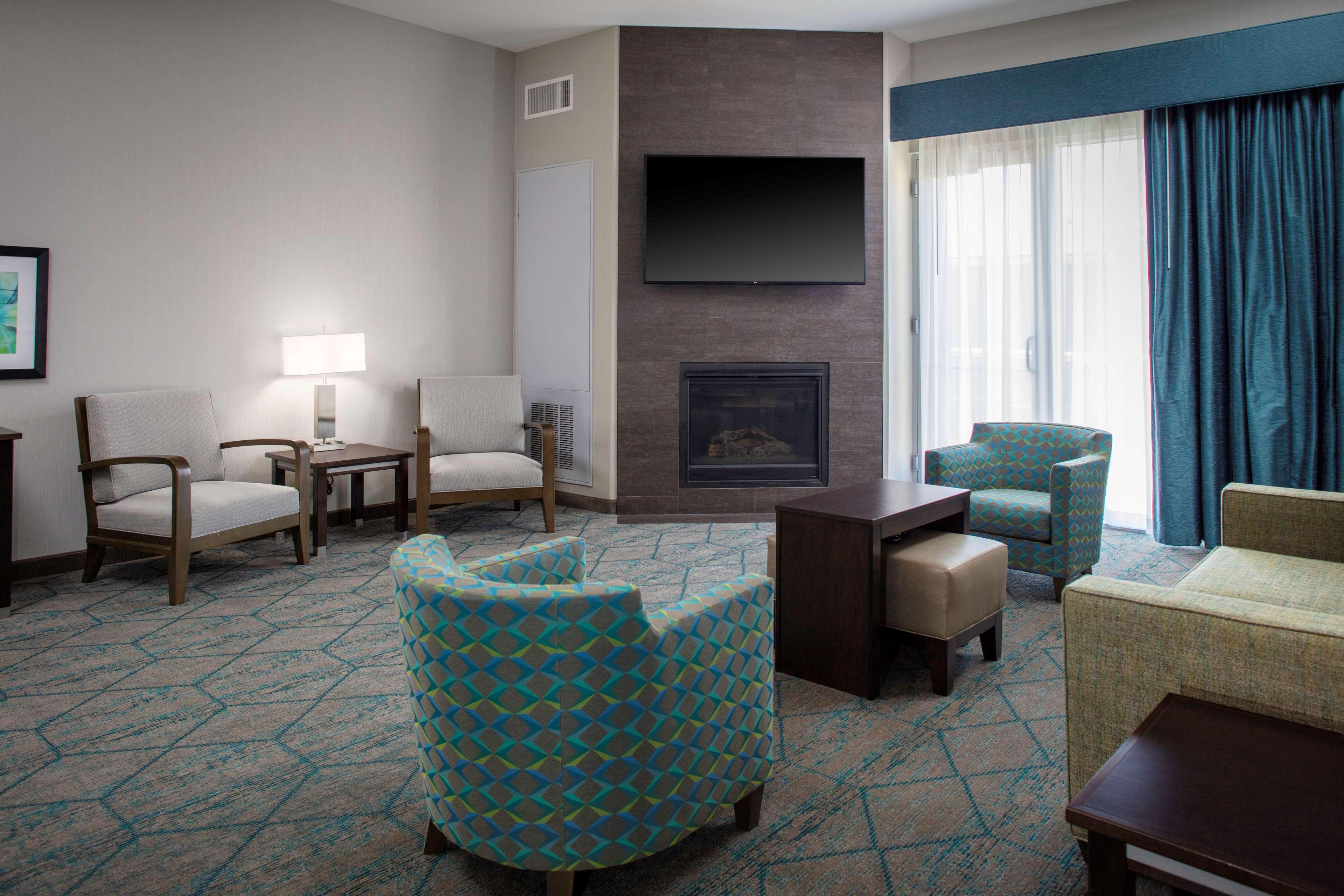 Hotel Homewood By Hilton Airport South