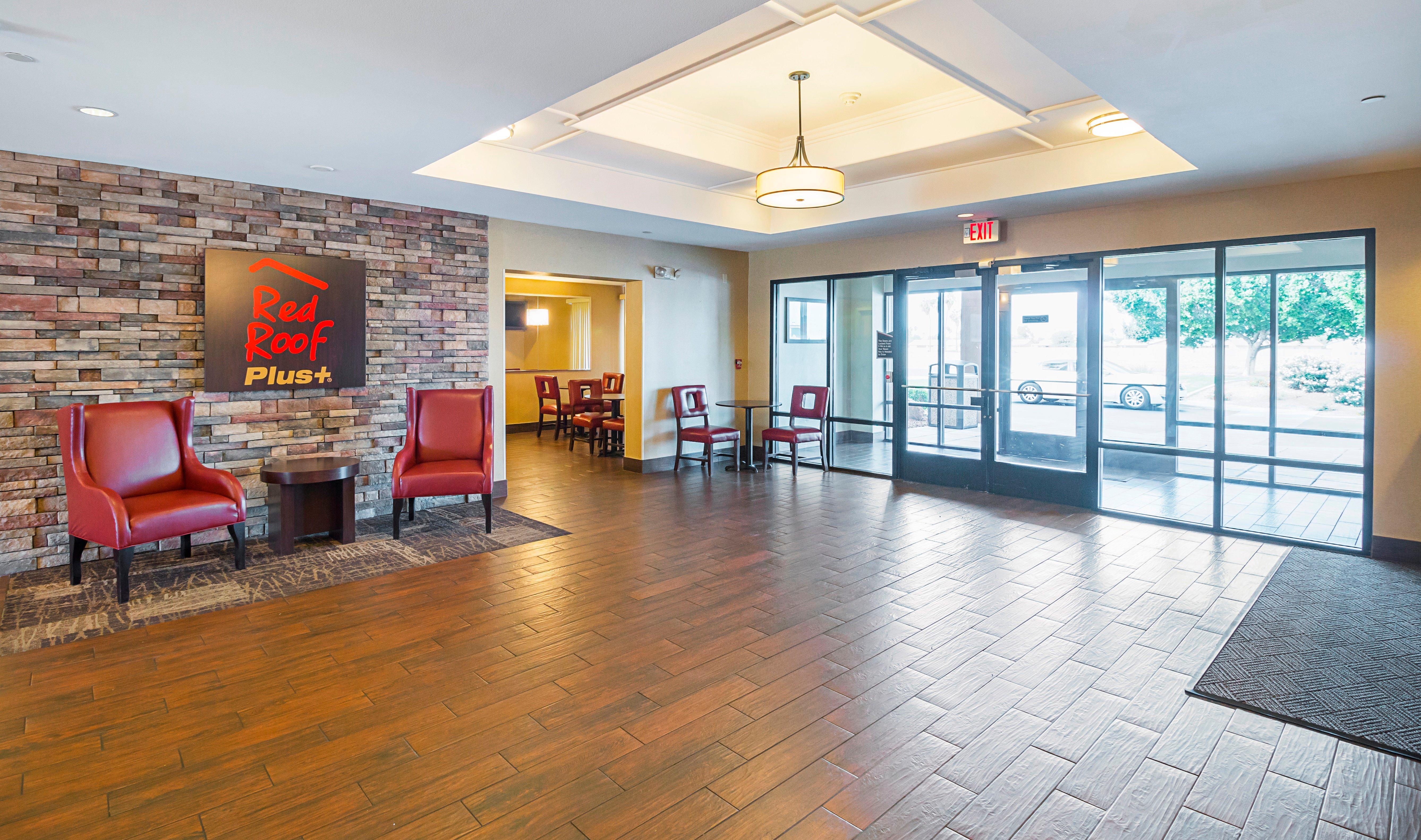 Red Roof + West Hotel 3*