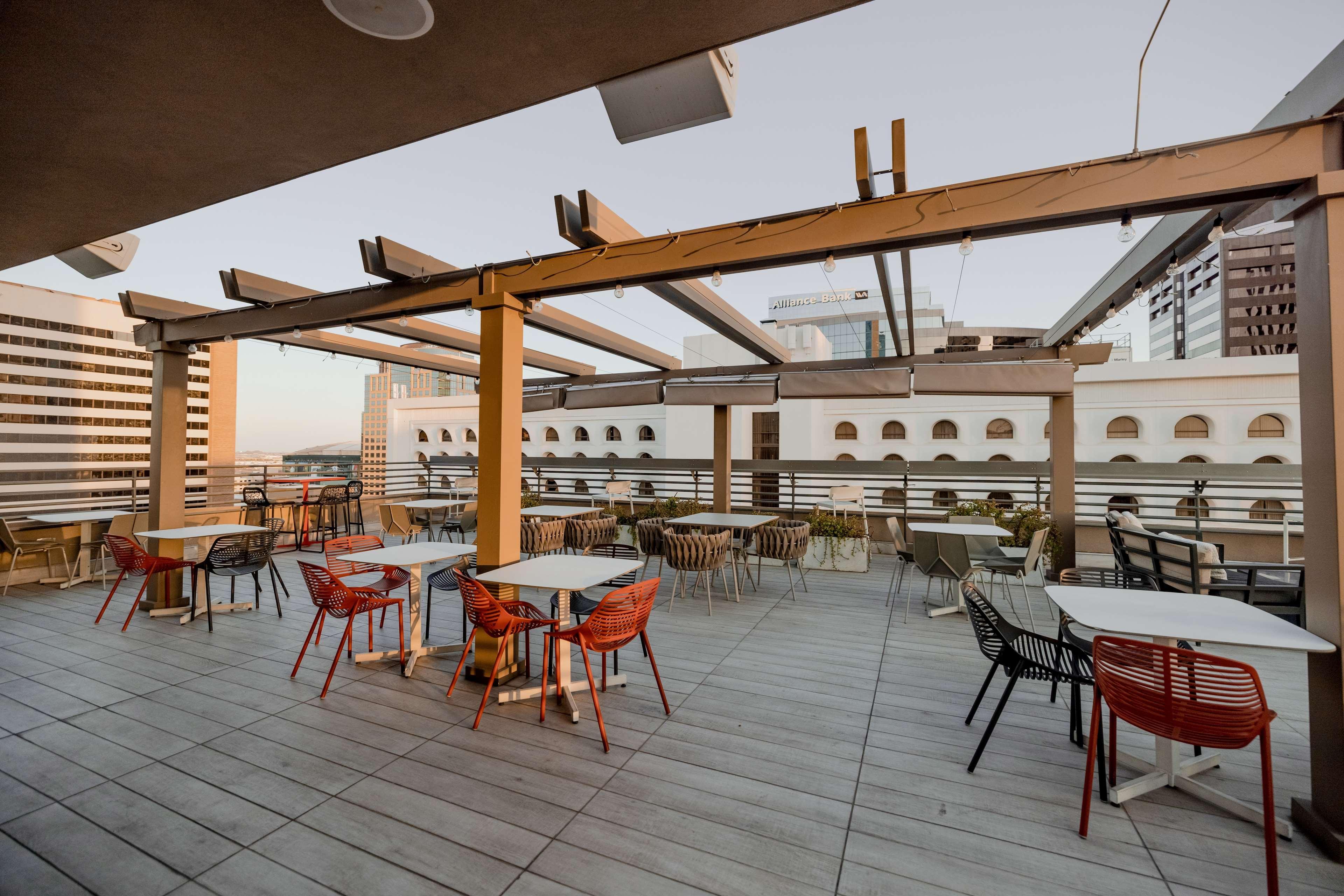 Hilton Garden Downtown 3*