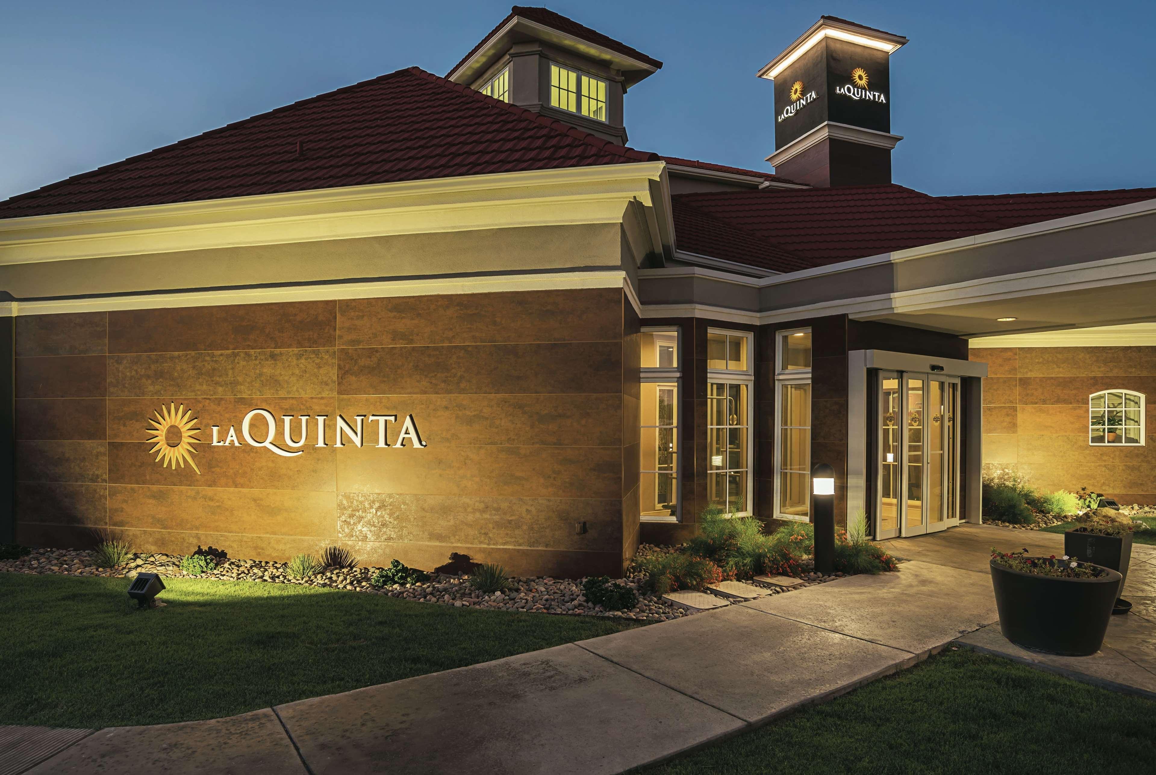 La Quinta By Wyndham Chandler Hotel