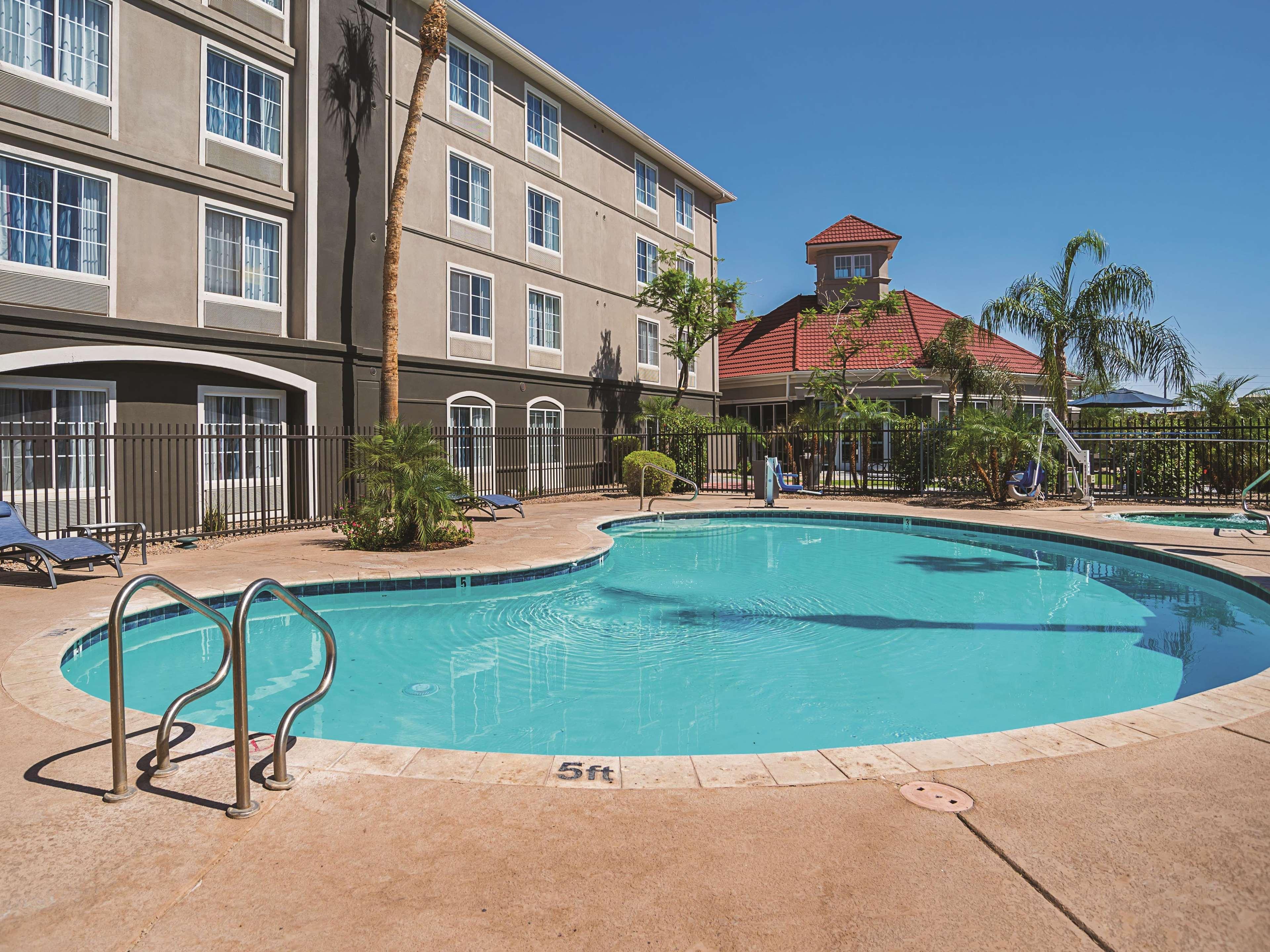 La Quinta By Wyndham Chandler Hotel