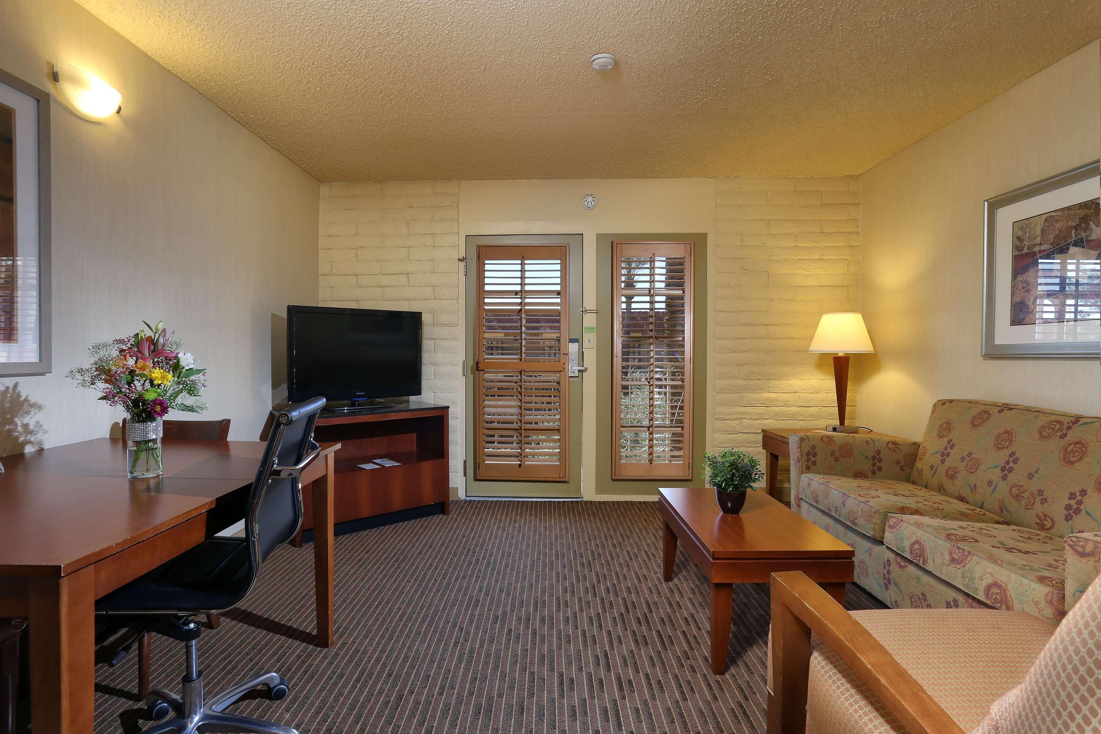 Doubletree By Hilton Airport 4* Tucson