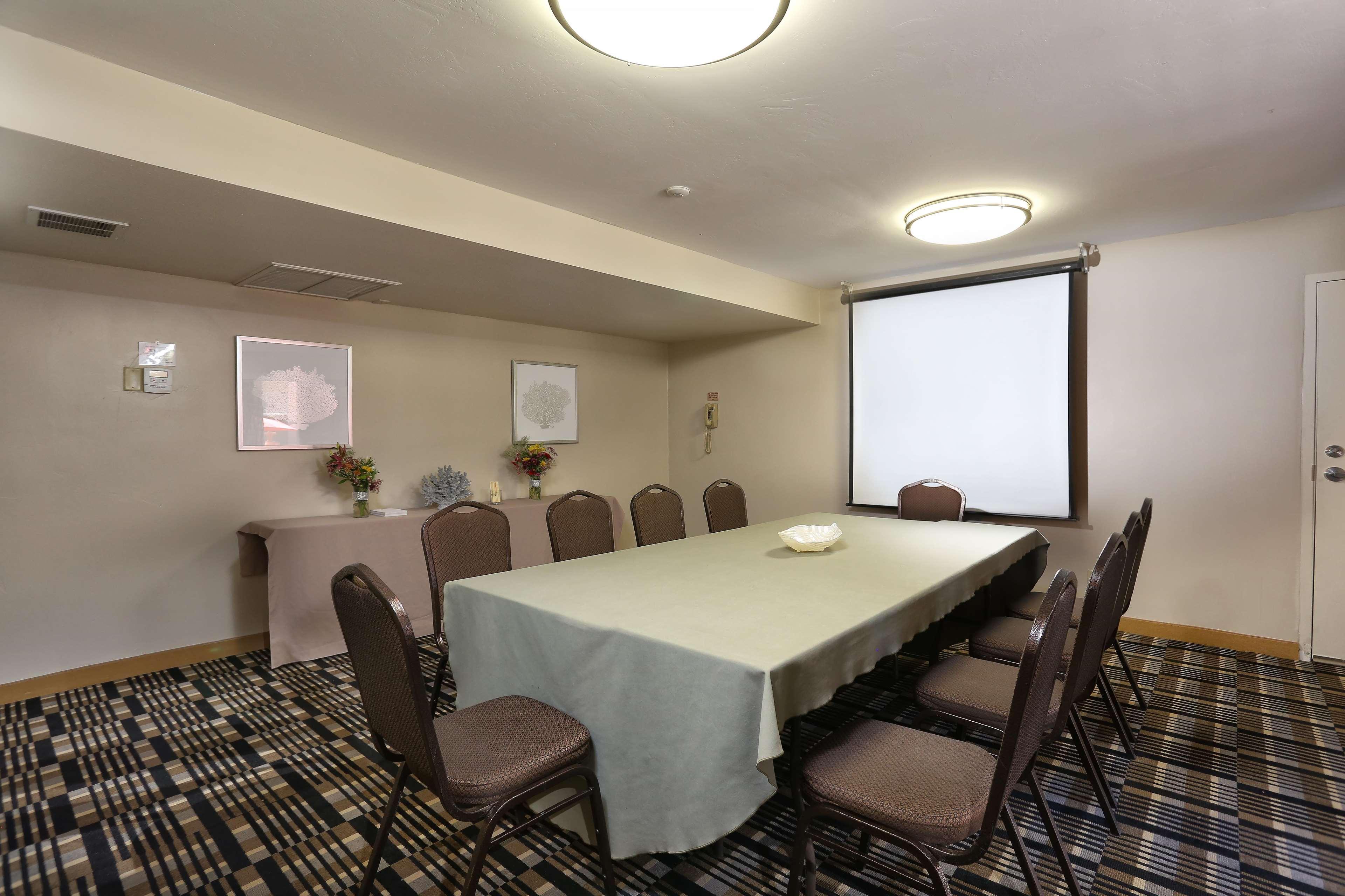 Hotel Doubletree By Hilton Airport Tucson
