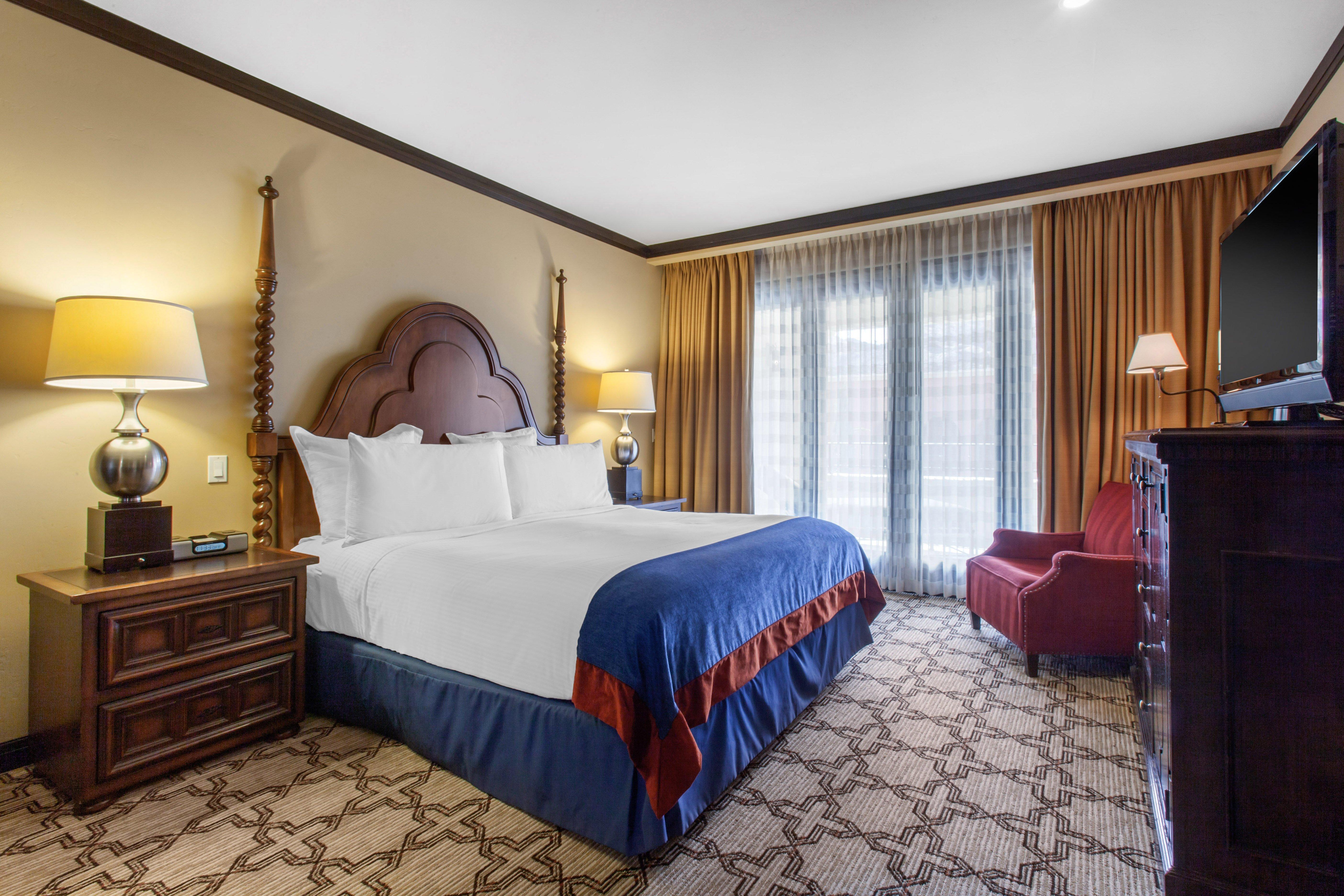 Resort Omni Scottsdale & At Montelucia