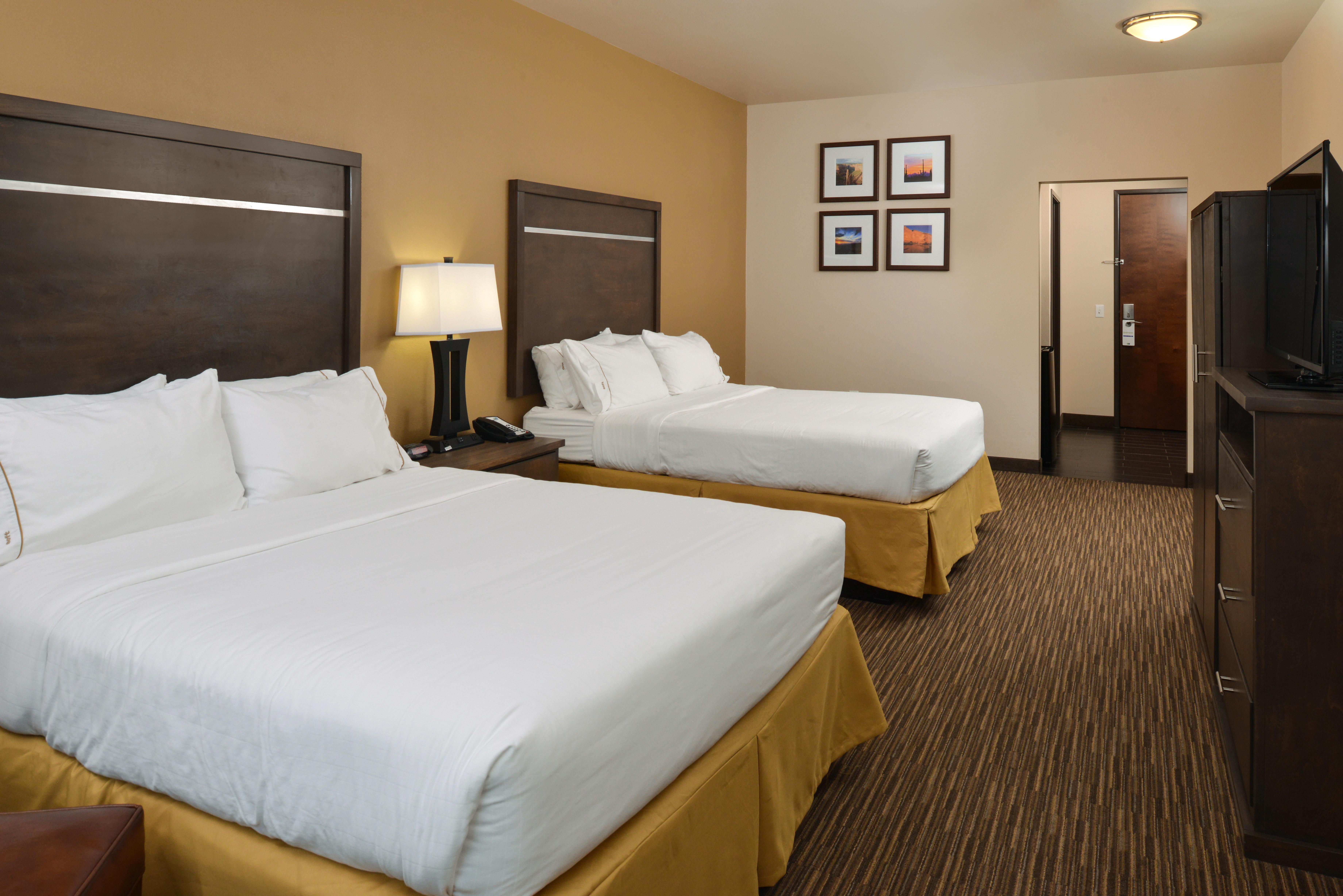 Hotel Express & By Ihg 3*