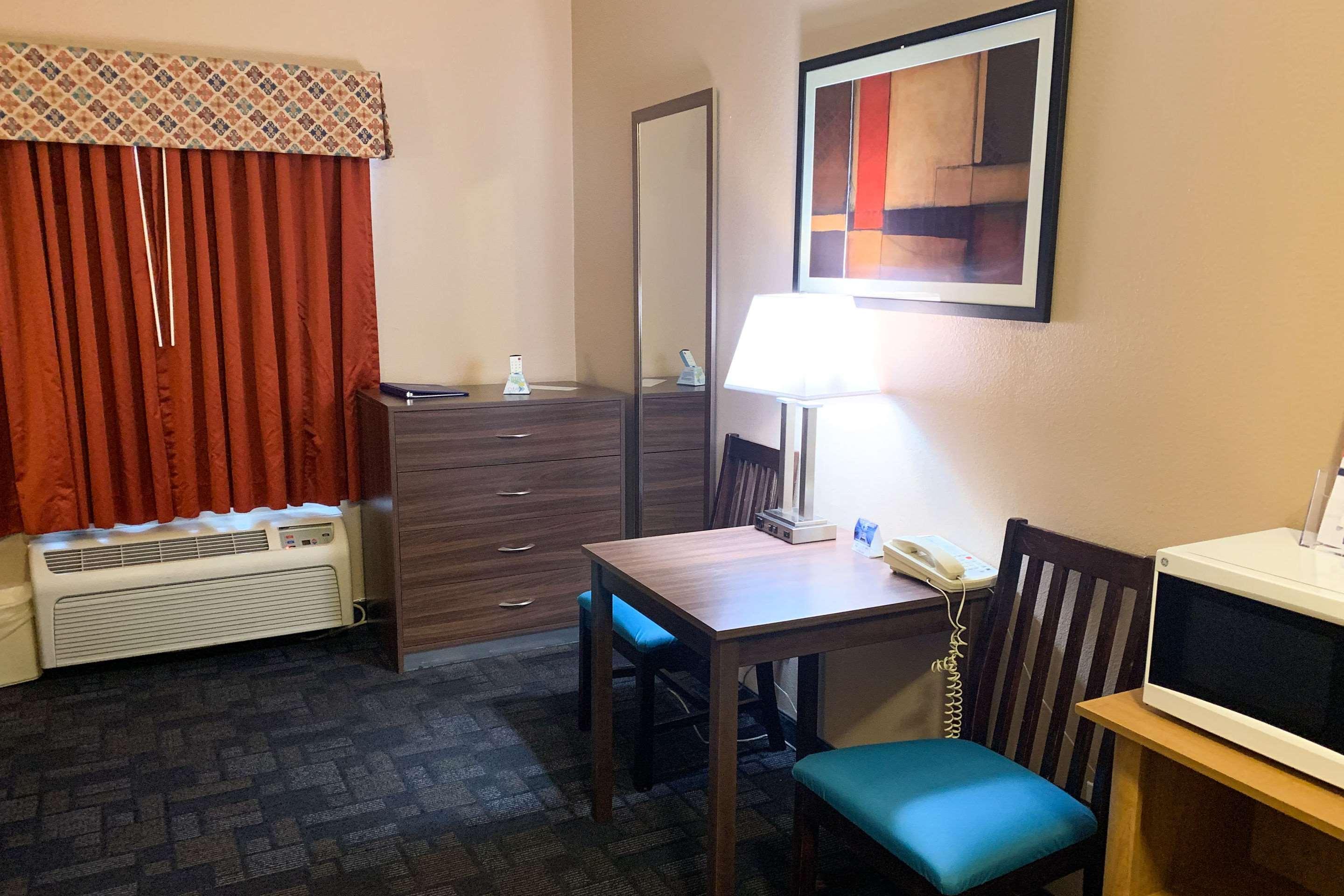 Mainstay Extended Hotel 3*