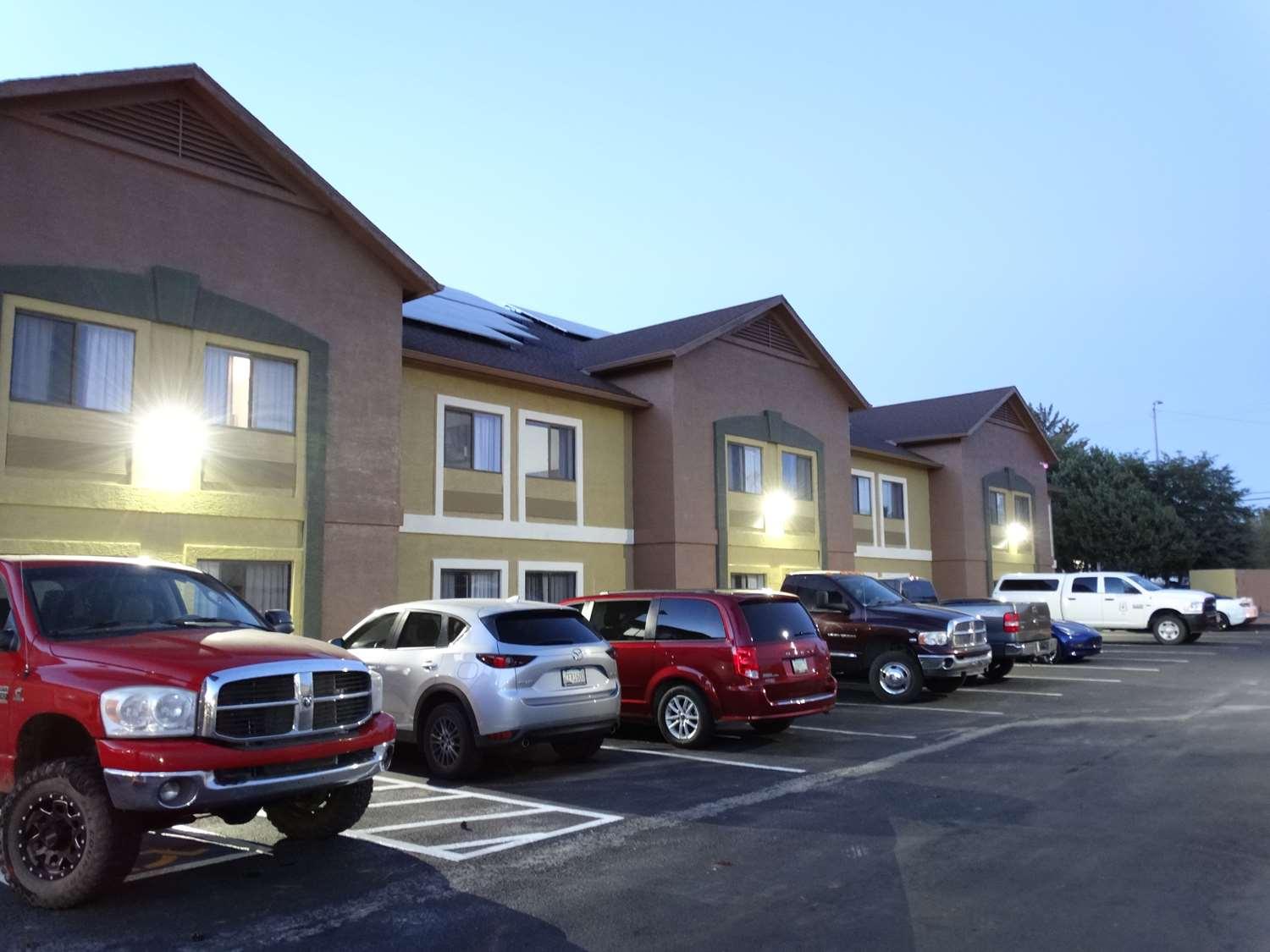Western Of Motel