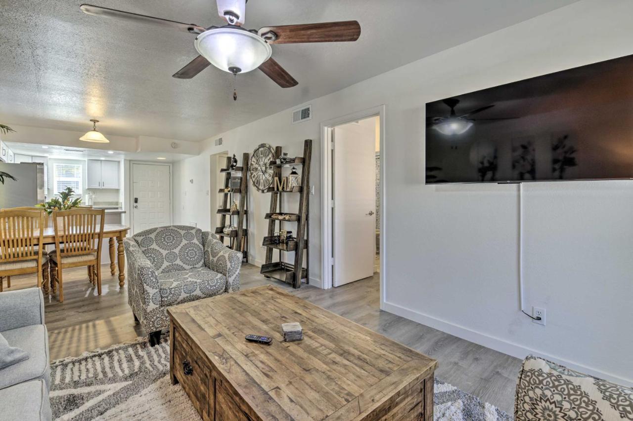 Apartment Downtown With Screened Porch! *