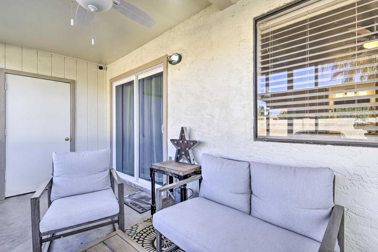 Apartment Downtown With Screened Porch! *