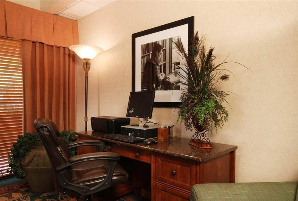 Hotel Hampton Phoenix-chandler 3*