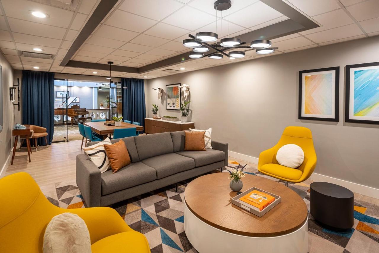 Crowne Plaza Phoenix - Golf By Ihg