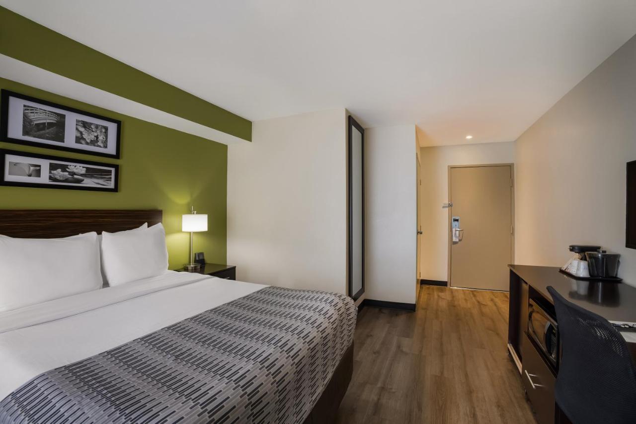 Surestay By Western Superstition Springs Hotel