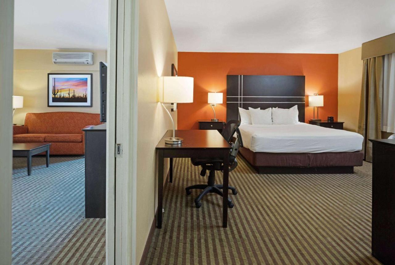 Hotel La Quinta By Wyndham - Reid Park 3*