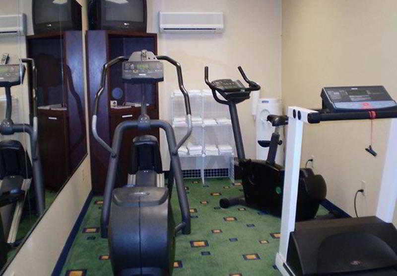 Springhill Phoenix Airport 3*