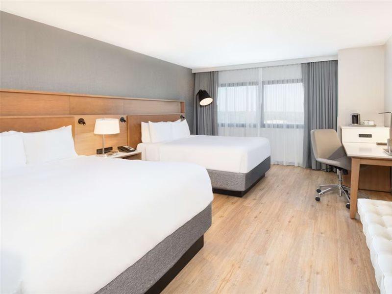 Hotel Radisson Airport