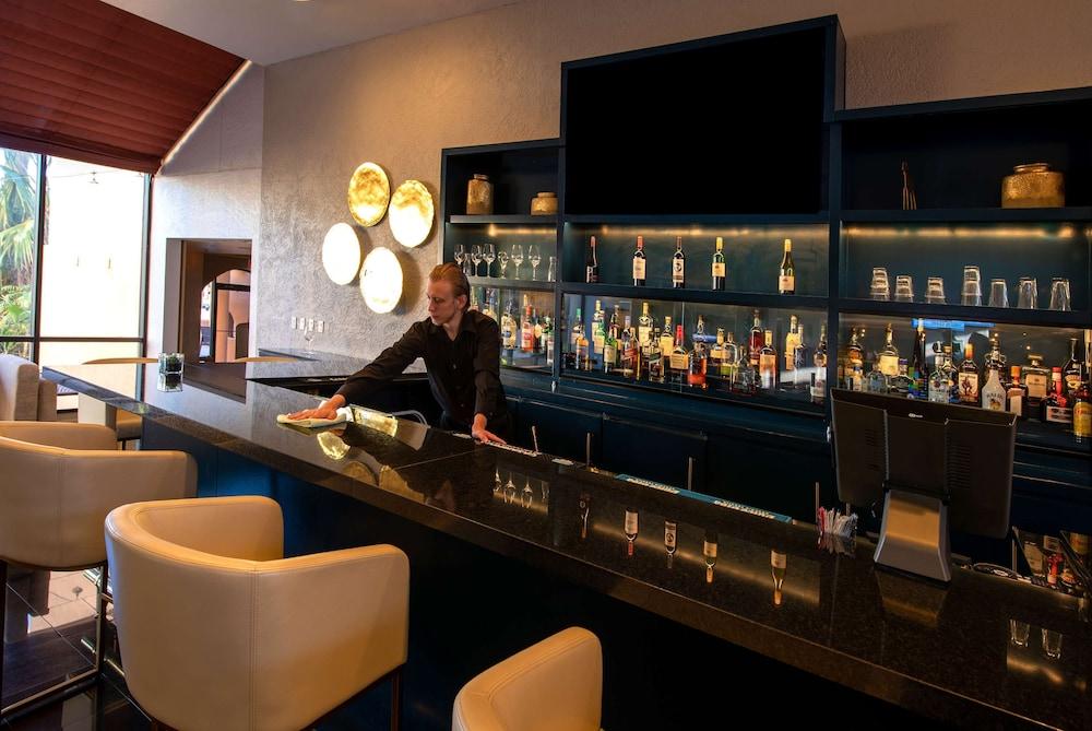 Doubletree By Hilton Tucson-reid Park Hotel