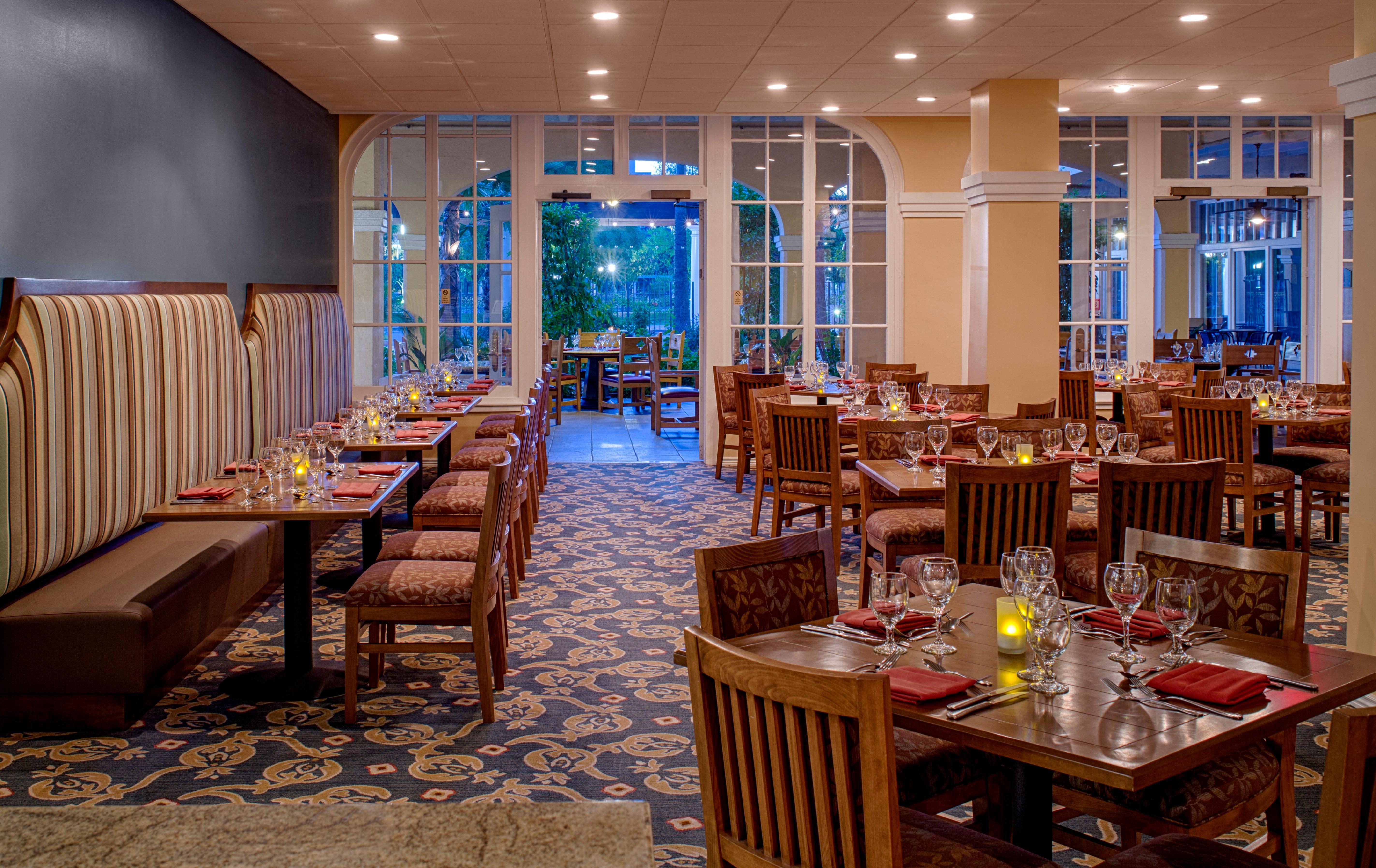 Crowne Plaza Phoenix - Golf By Ihg Resort 4*