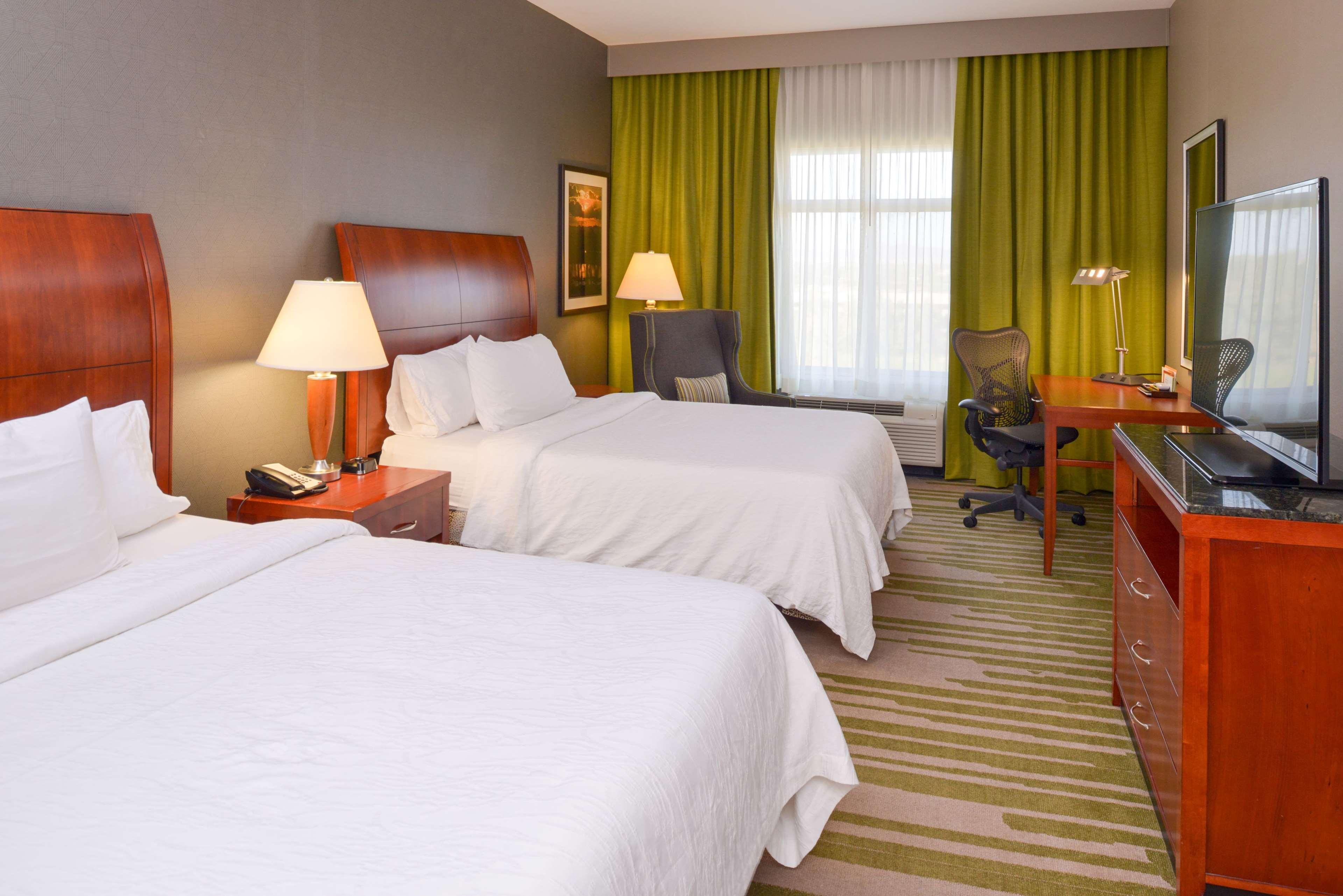 Hilton Garden Pivot Point