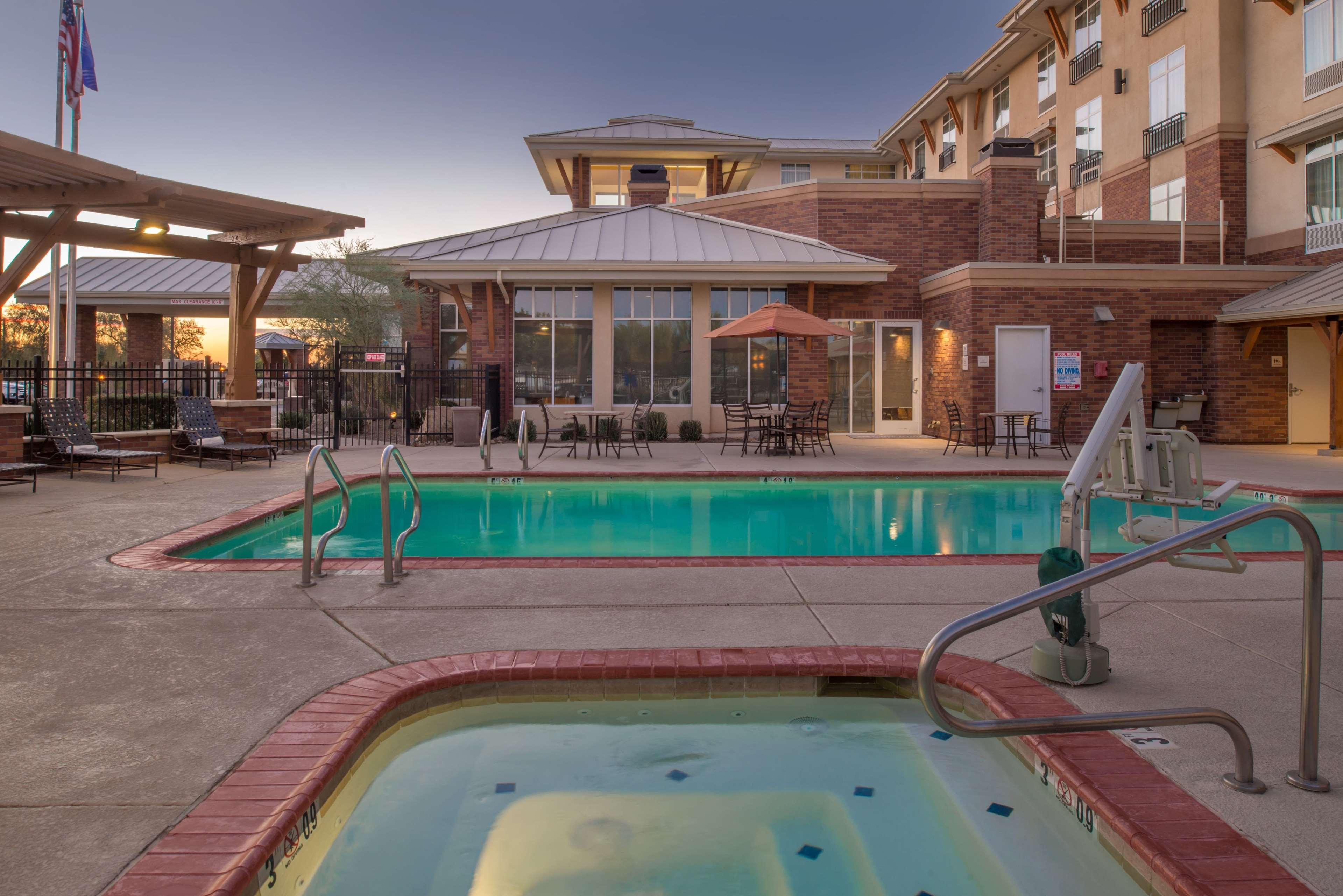 Hilton Garden Pivot Point Hotel