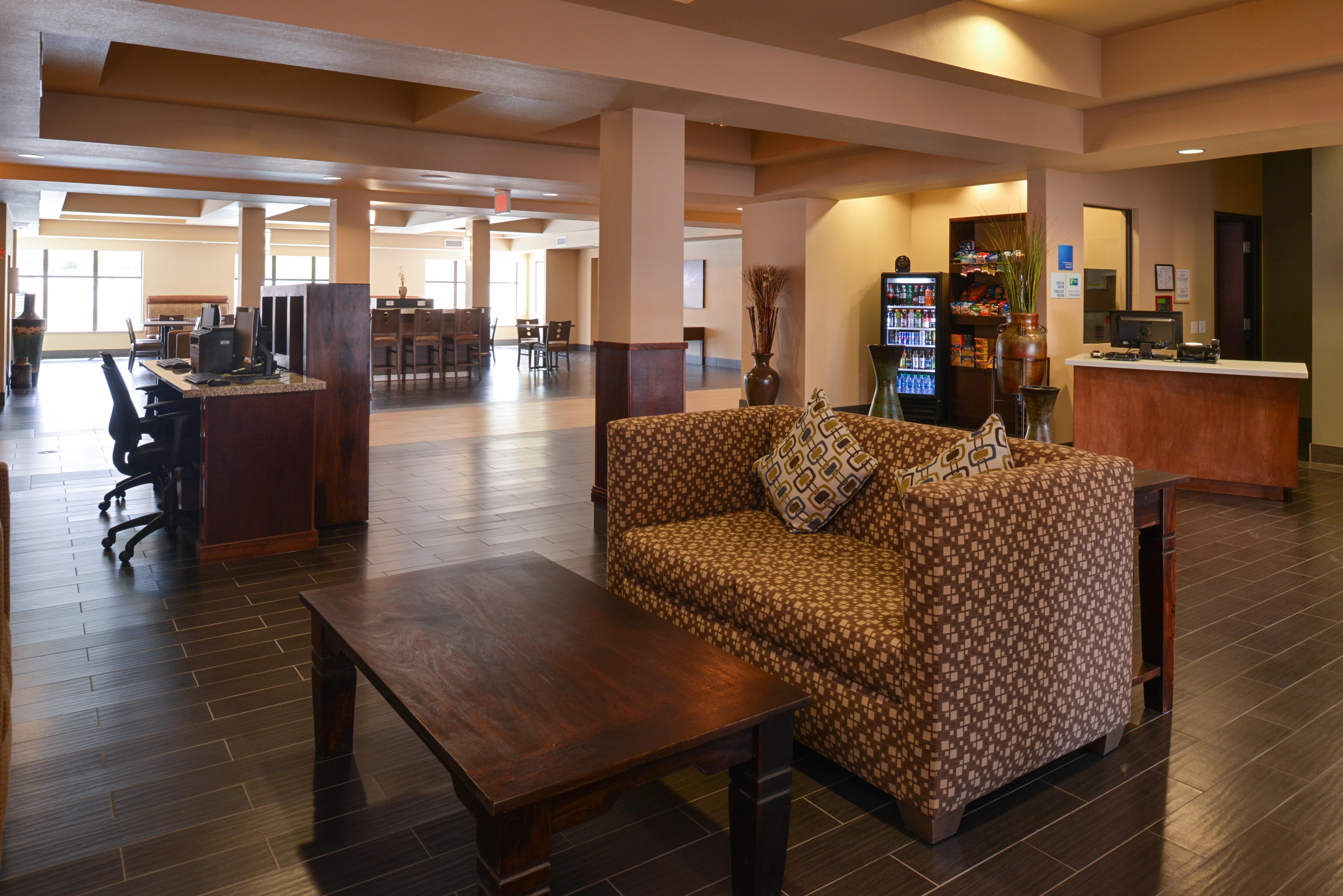 Express & By Ihg 3* Globe