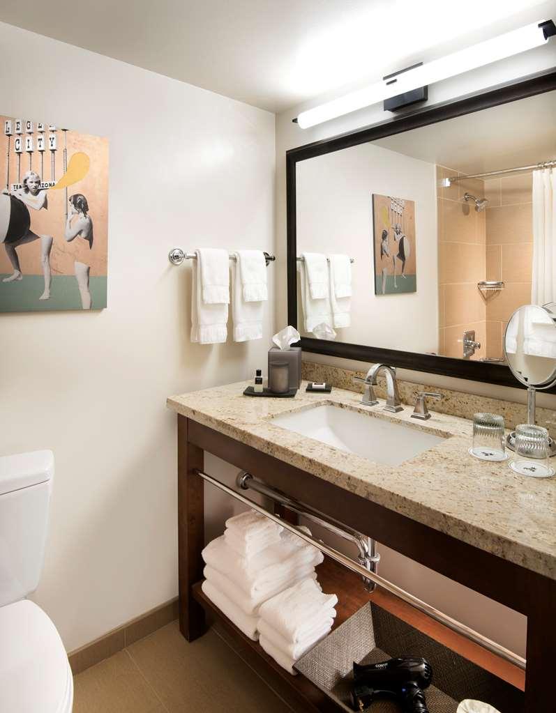 Mission Palms- Destination Fee Includes Parking Tempe