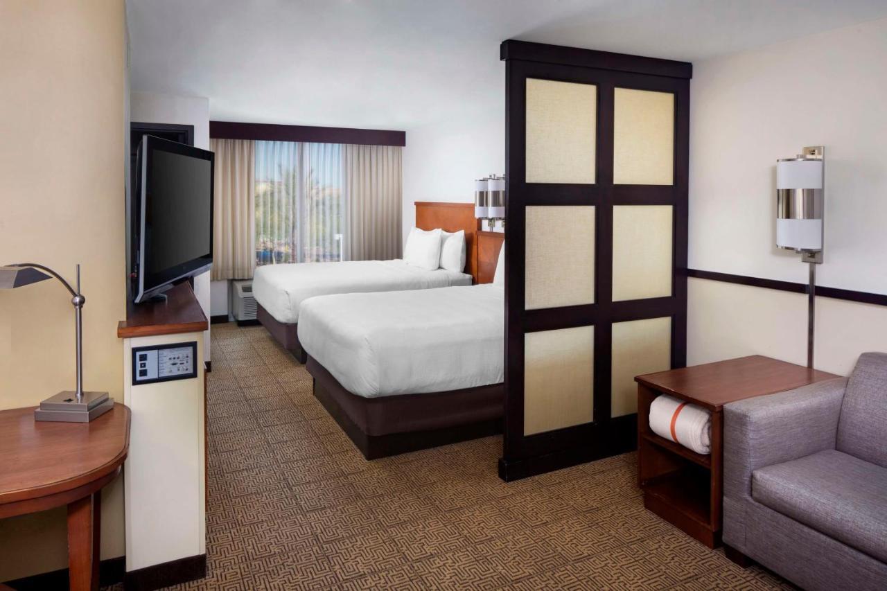 Hyatt Place Phoenix/ 3* Mesa