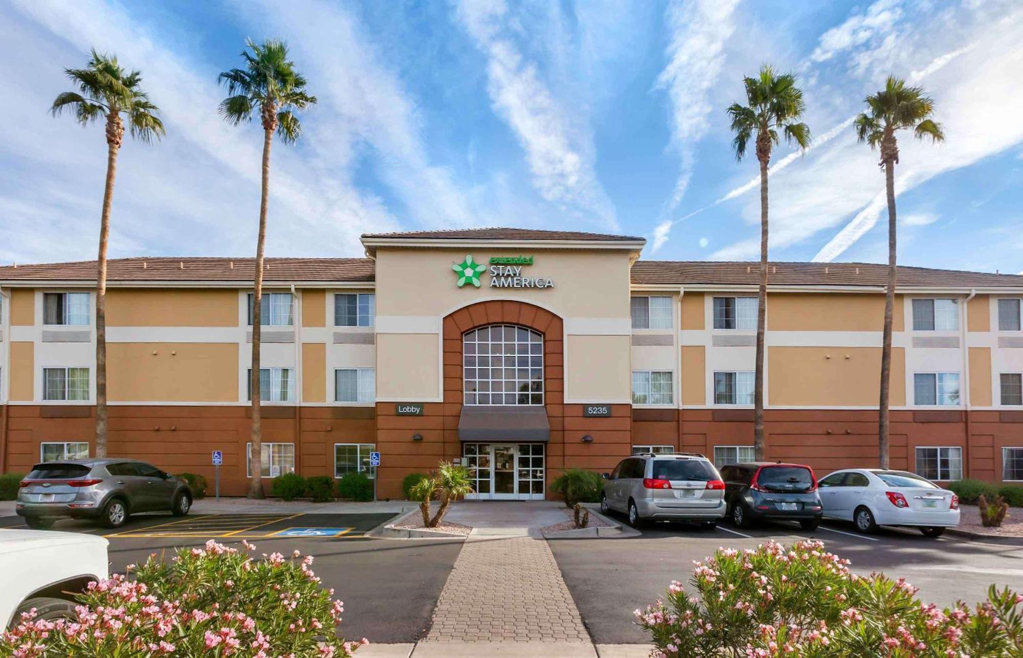 Extended America - - Biltmore Hotel 2*