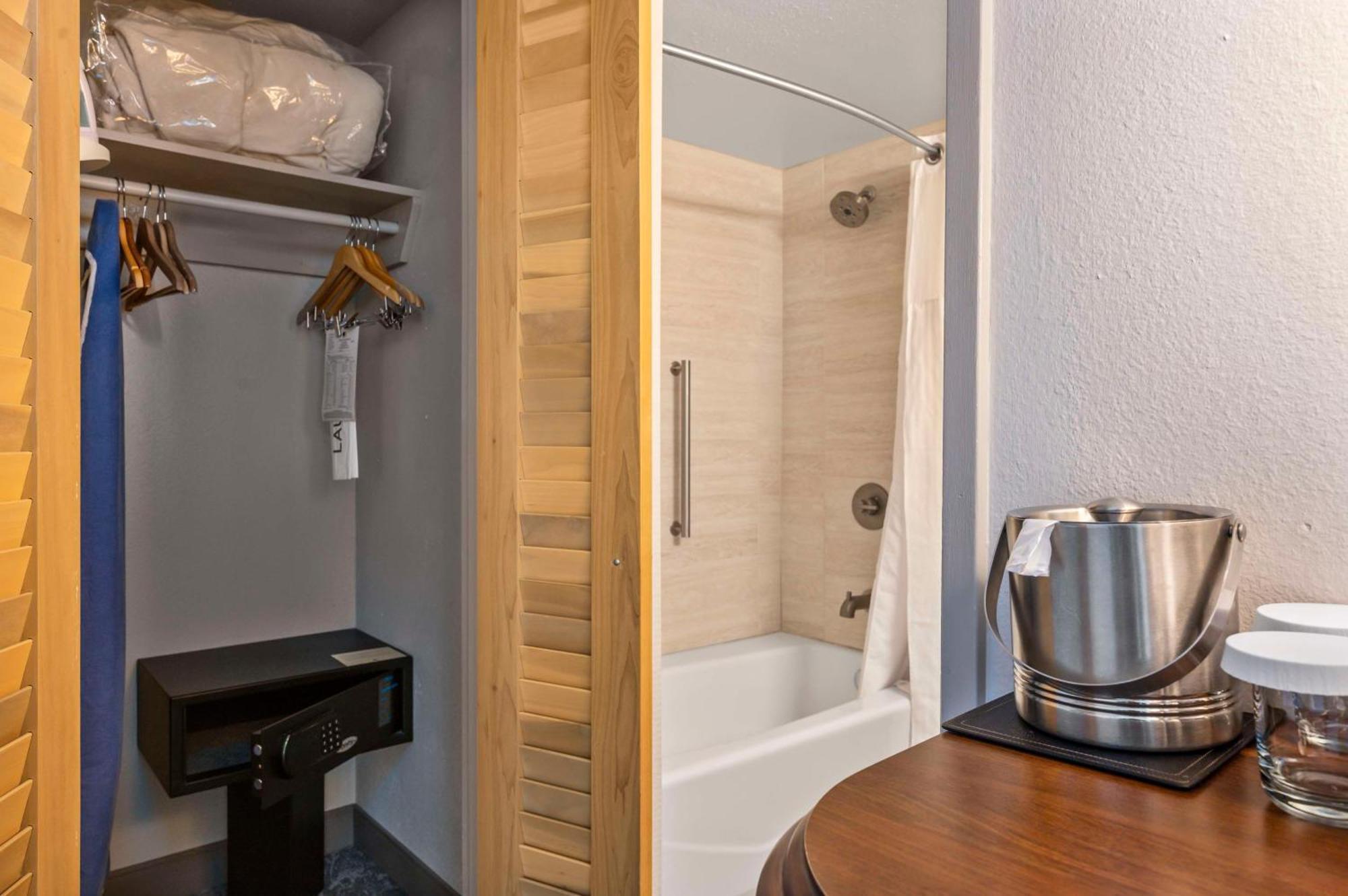 Hotel Doubletree By Hilton Tucson-reid Park