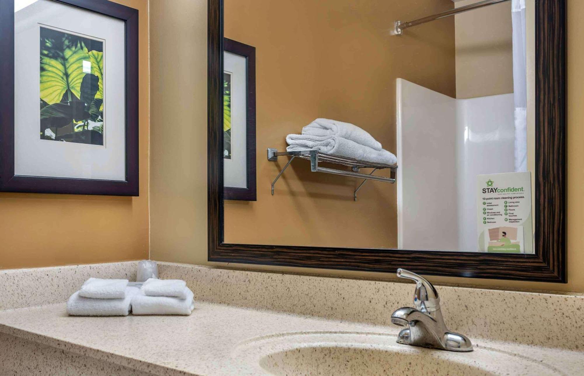 Extended America - - Biltmore Hotel Phoenix