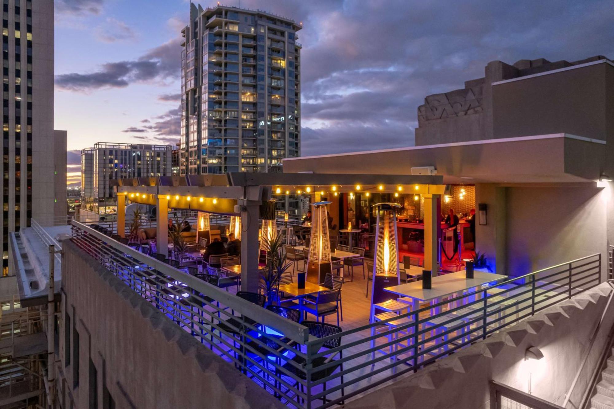Hilton Garden Downtown 3*