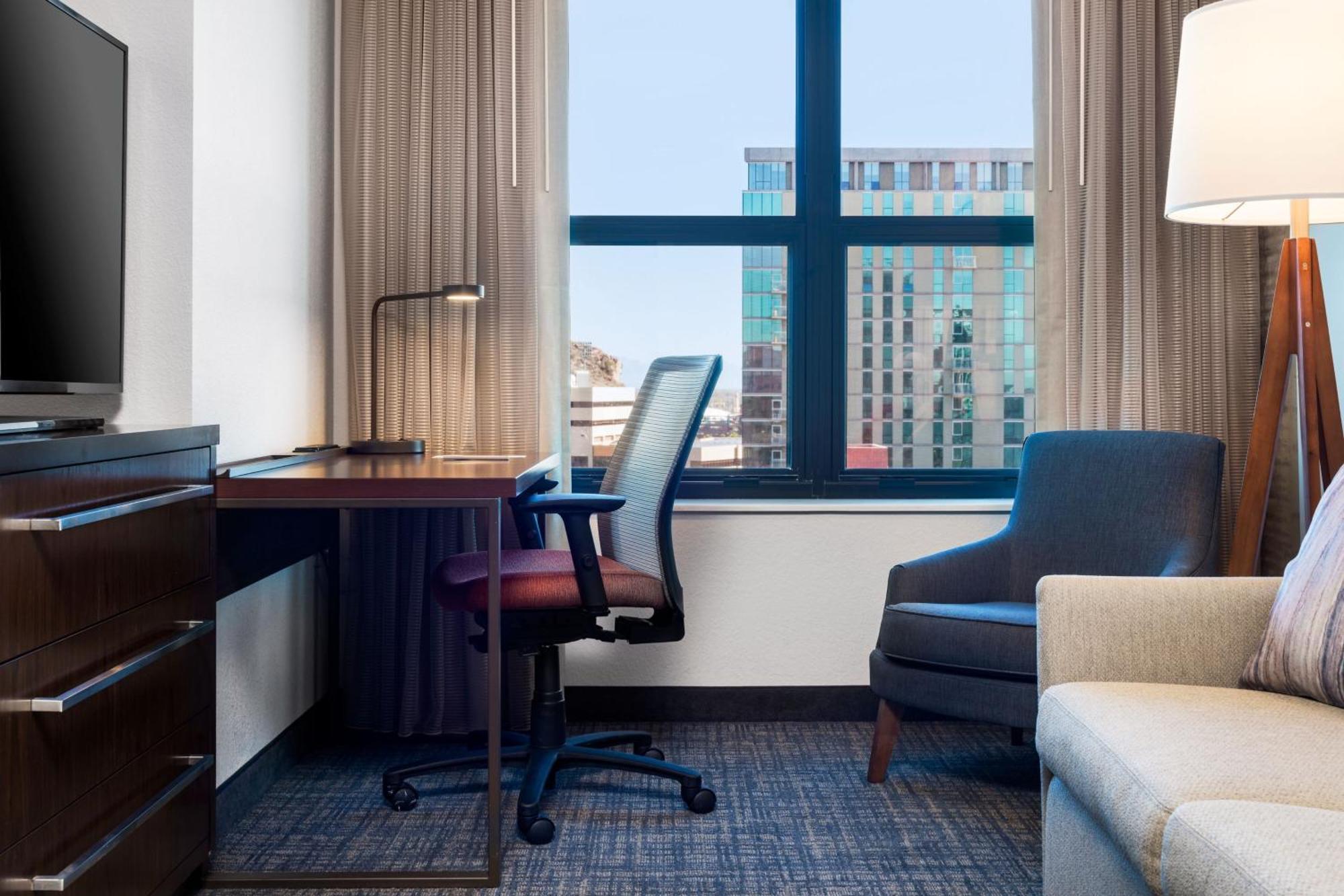 By Marriott Downtown/university