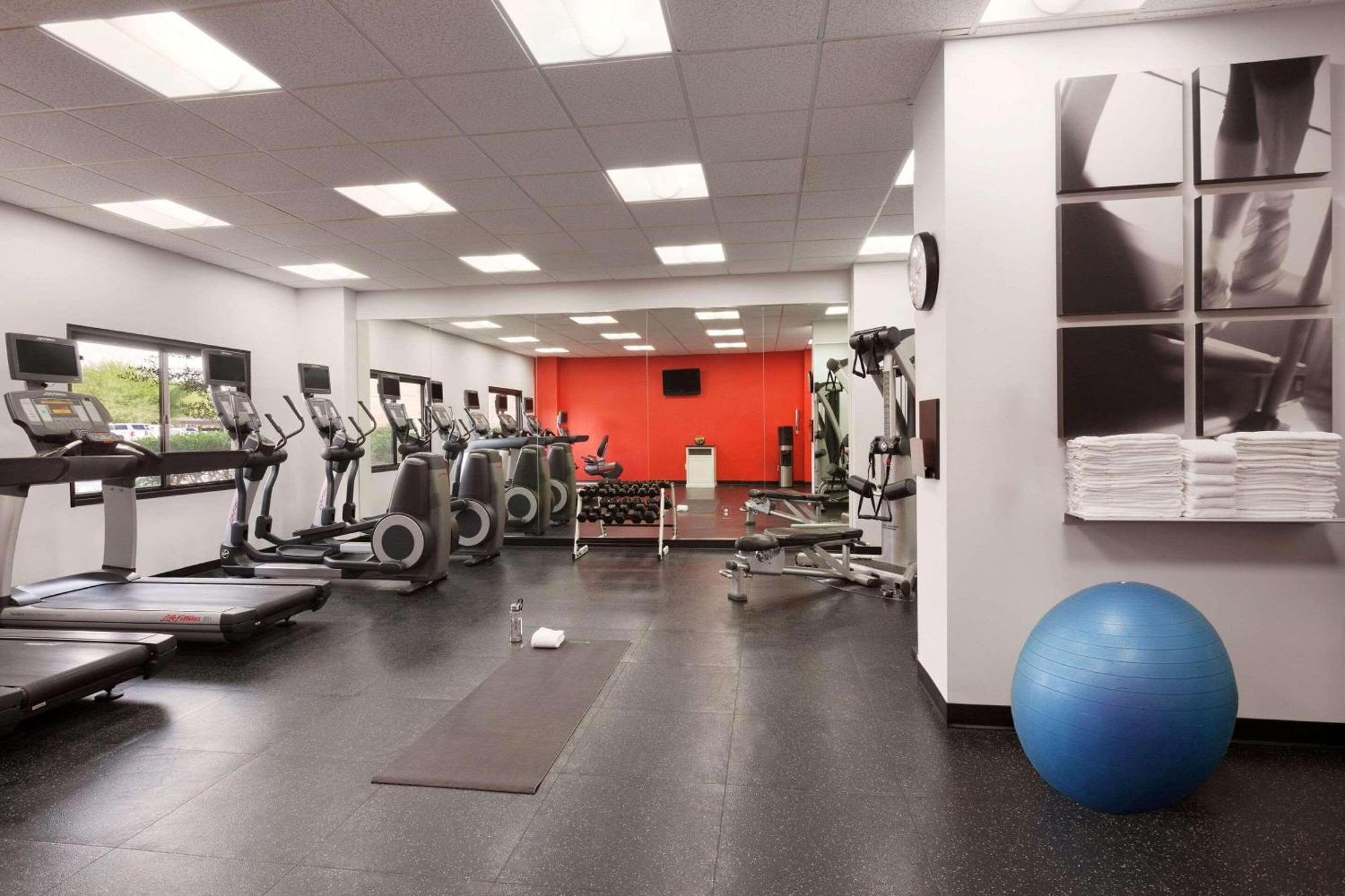 Radisson Airport 3* Phoenix