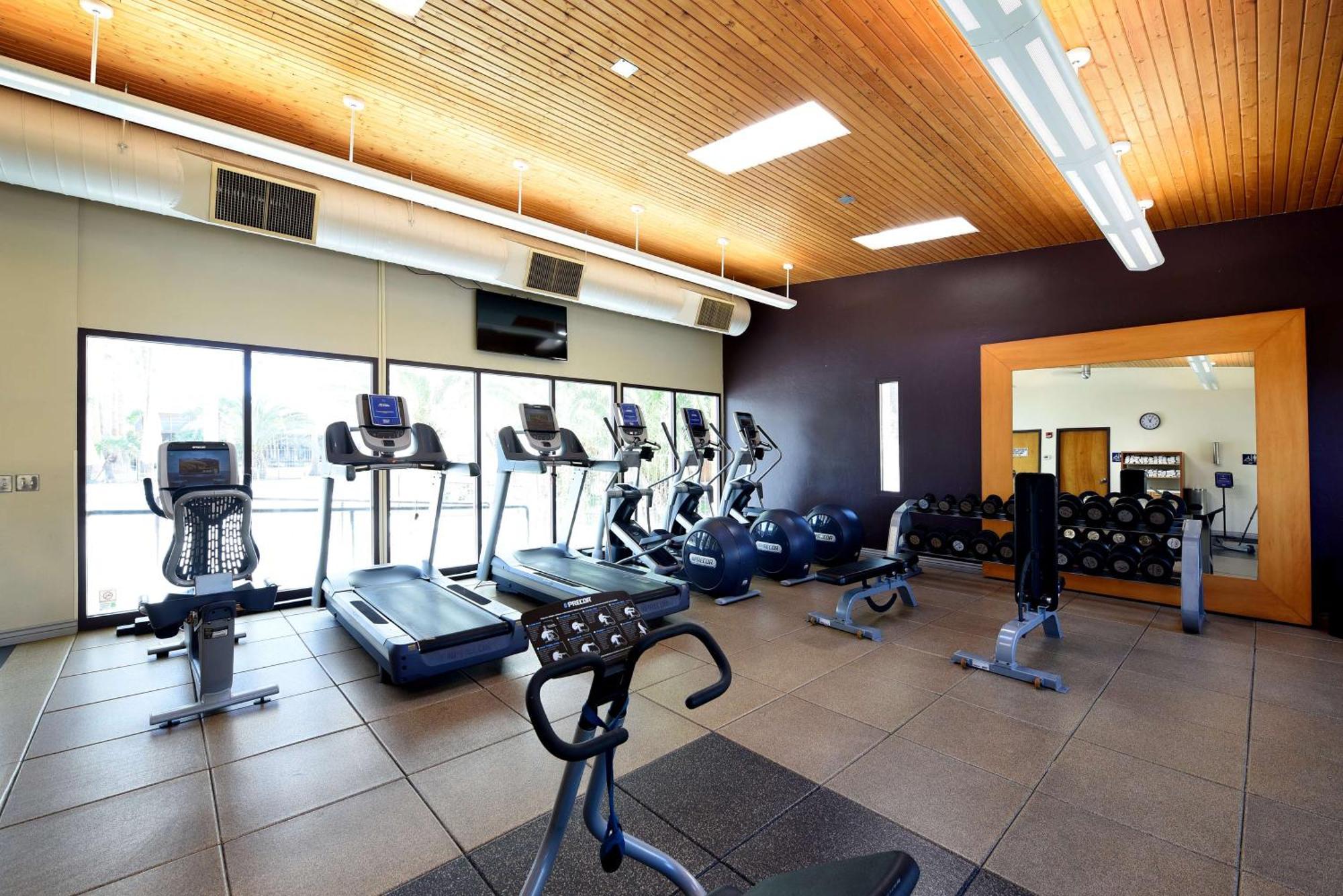 Hotel Doubletree By Hilton Tucson-reid Park 3*