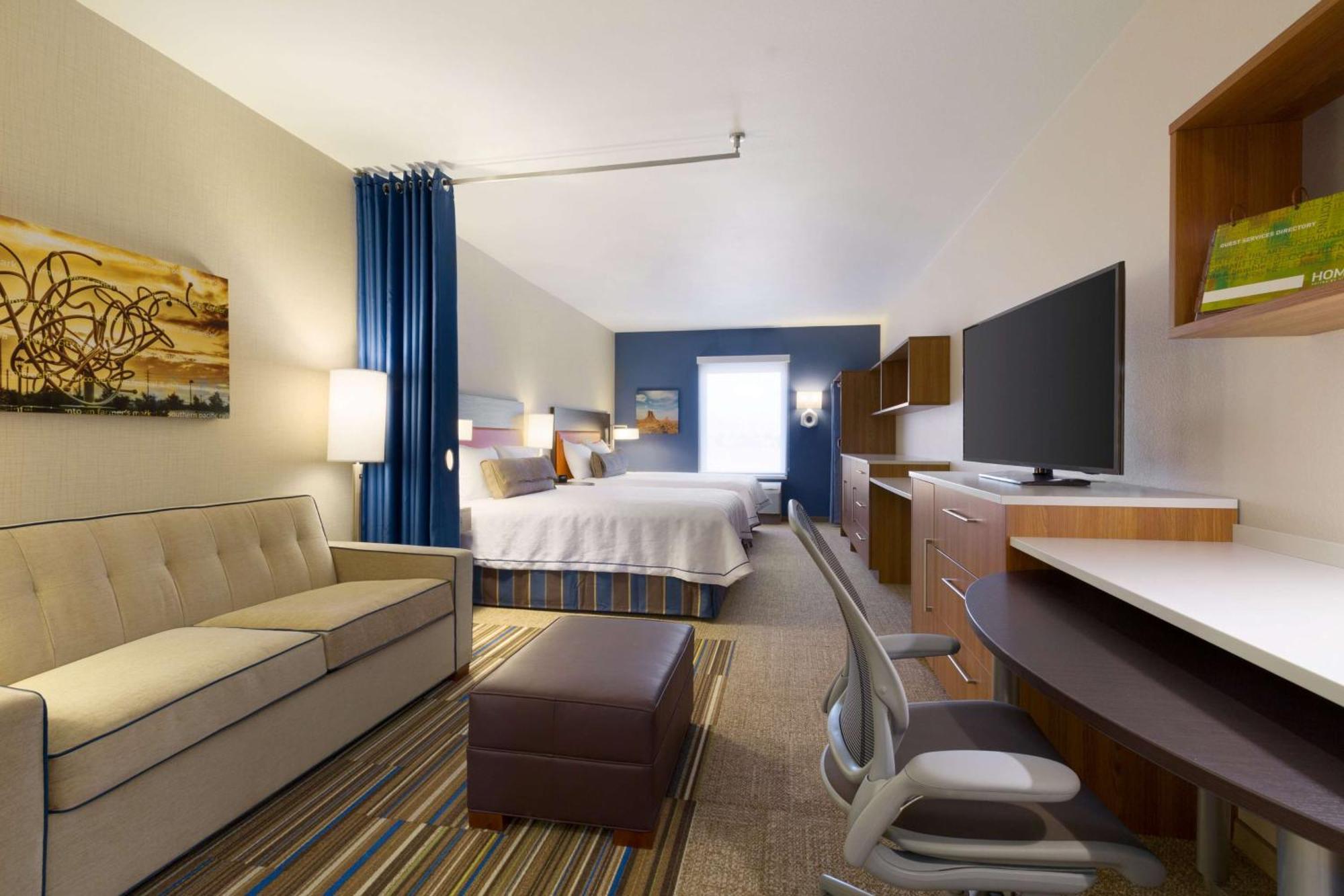 Home2 By Hilton Phoenix Hotel 3*