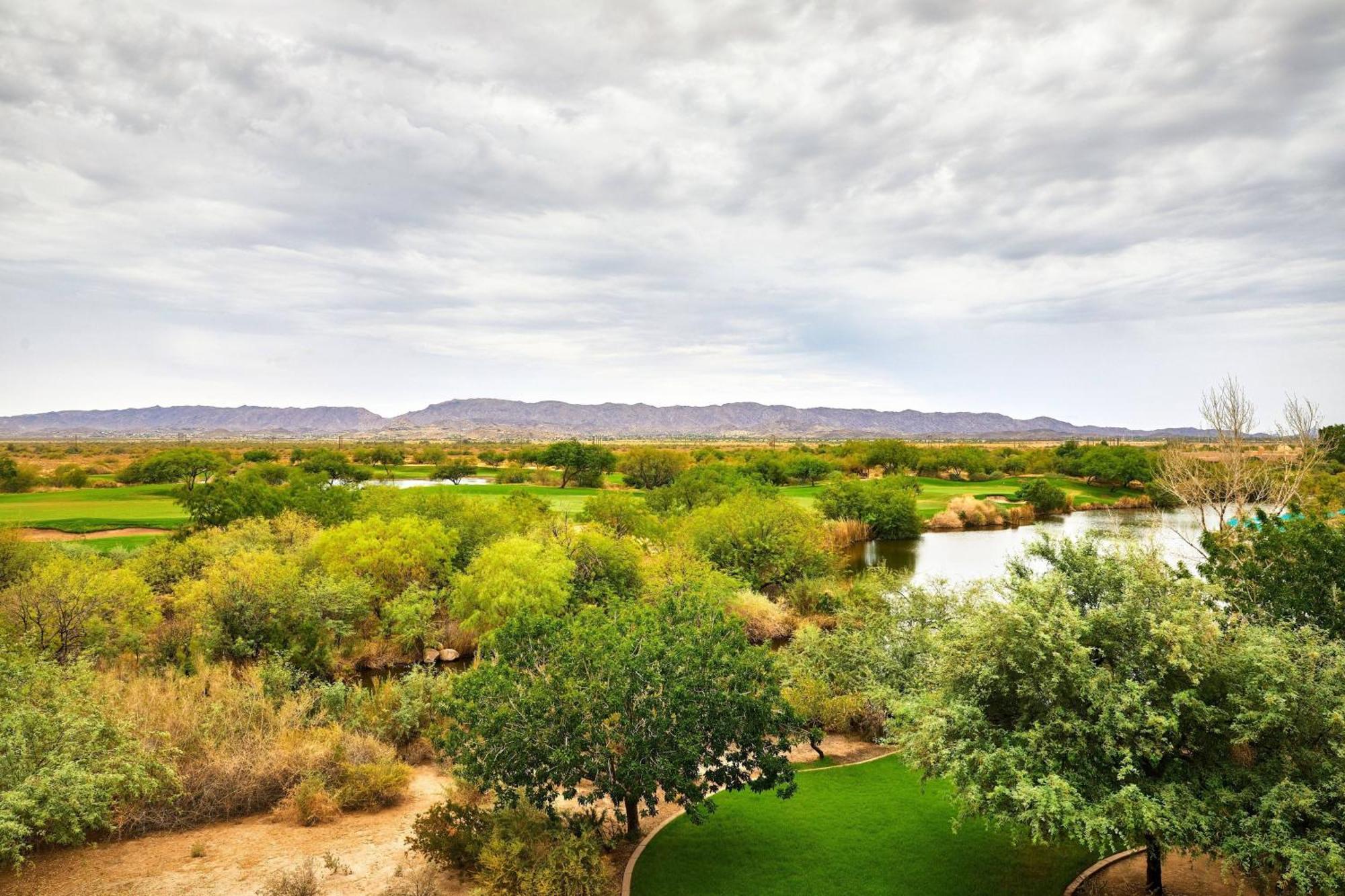 Sheraton Grand At Wild Horse Pass 4*