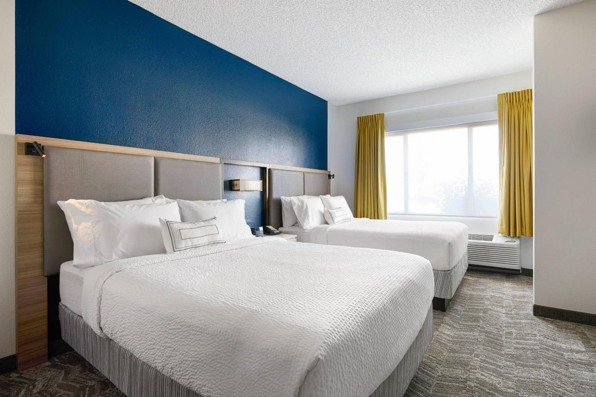 Hotel Springhill At Arizona Mills Mall 3*