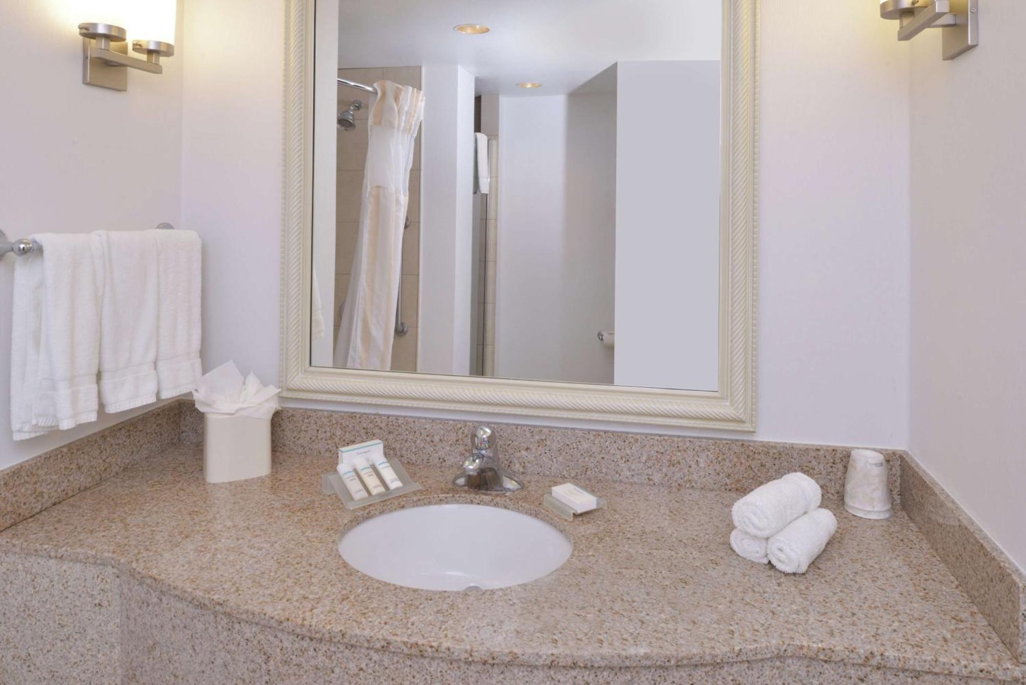 Hilton Garden Pivot Point 3* Yuma