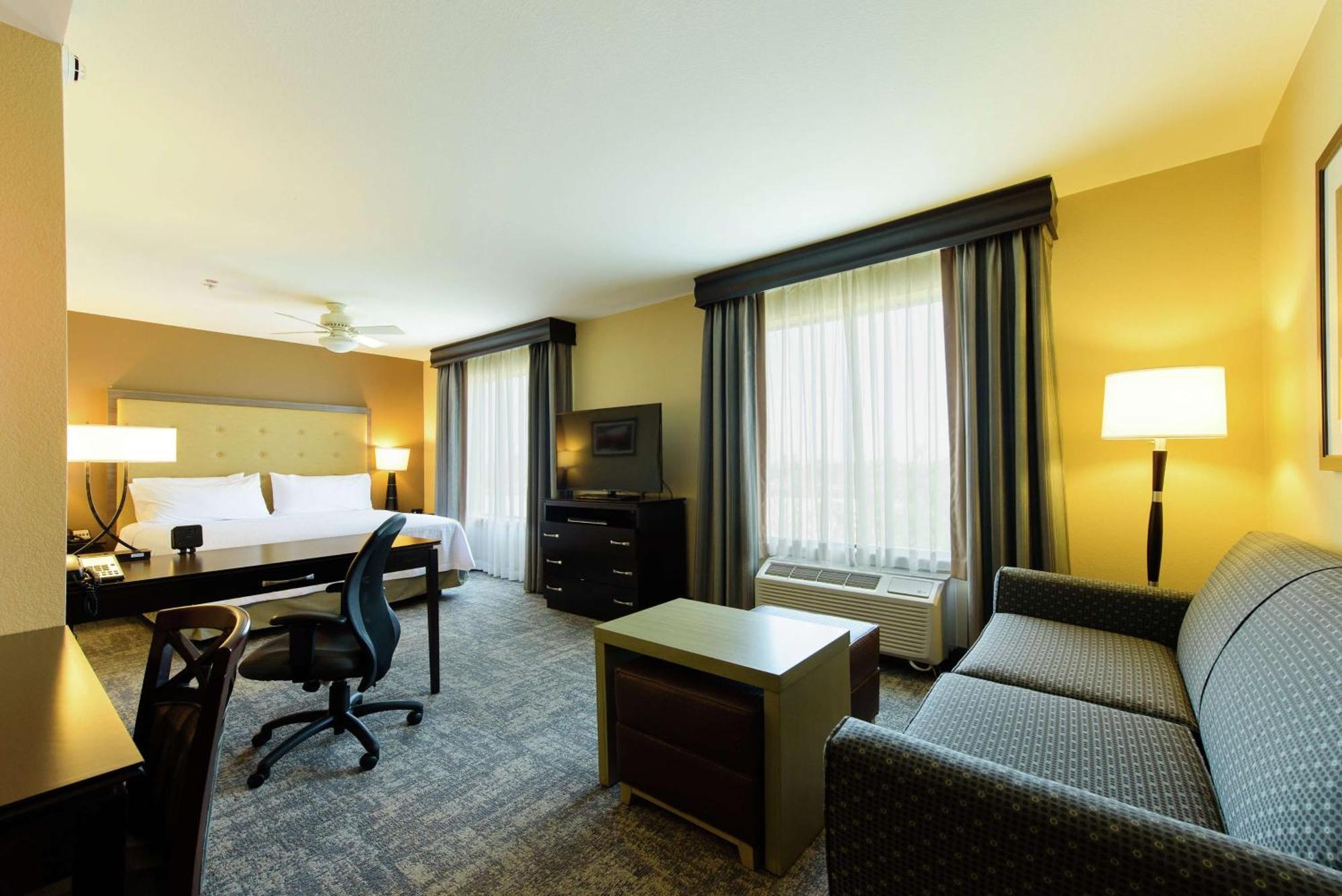 Homewood By Hilton Phoenix Fashion Center Hotel 3*