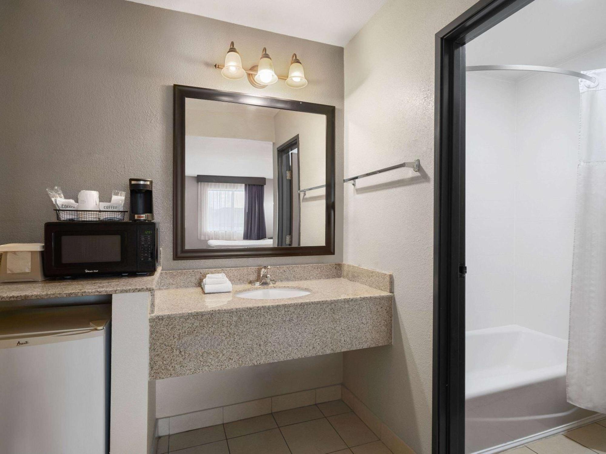 Travelodge By Wyndham Az 2* Tucson