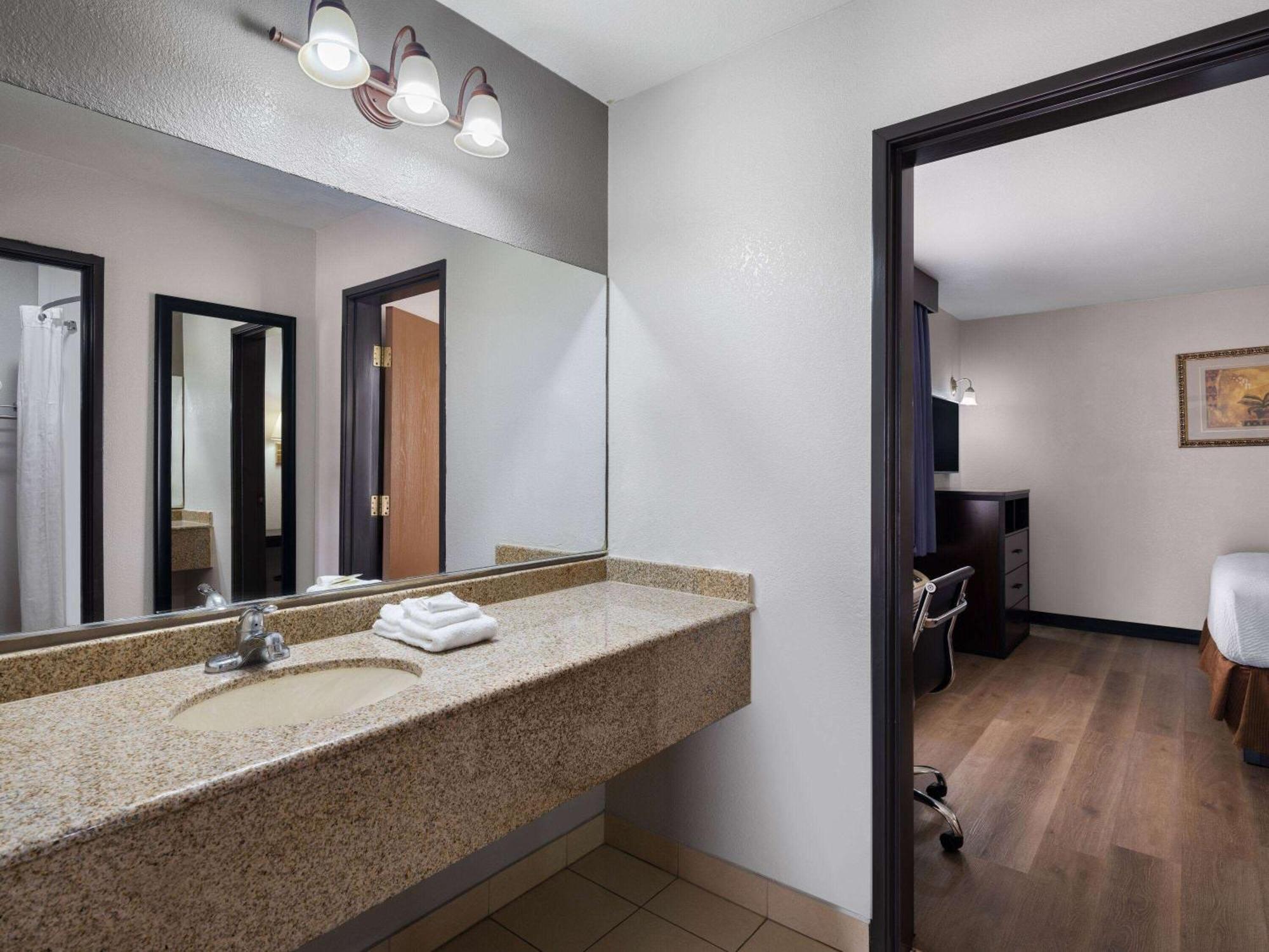 Travelodge By Wyndham Az Hotel Tucson