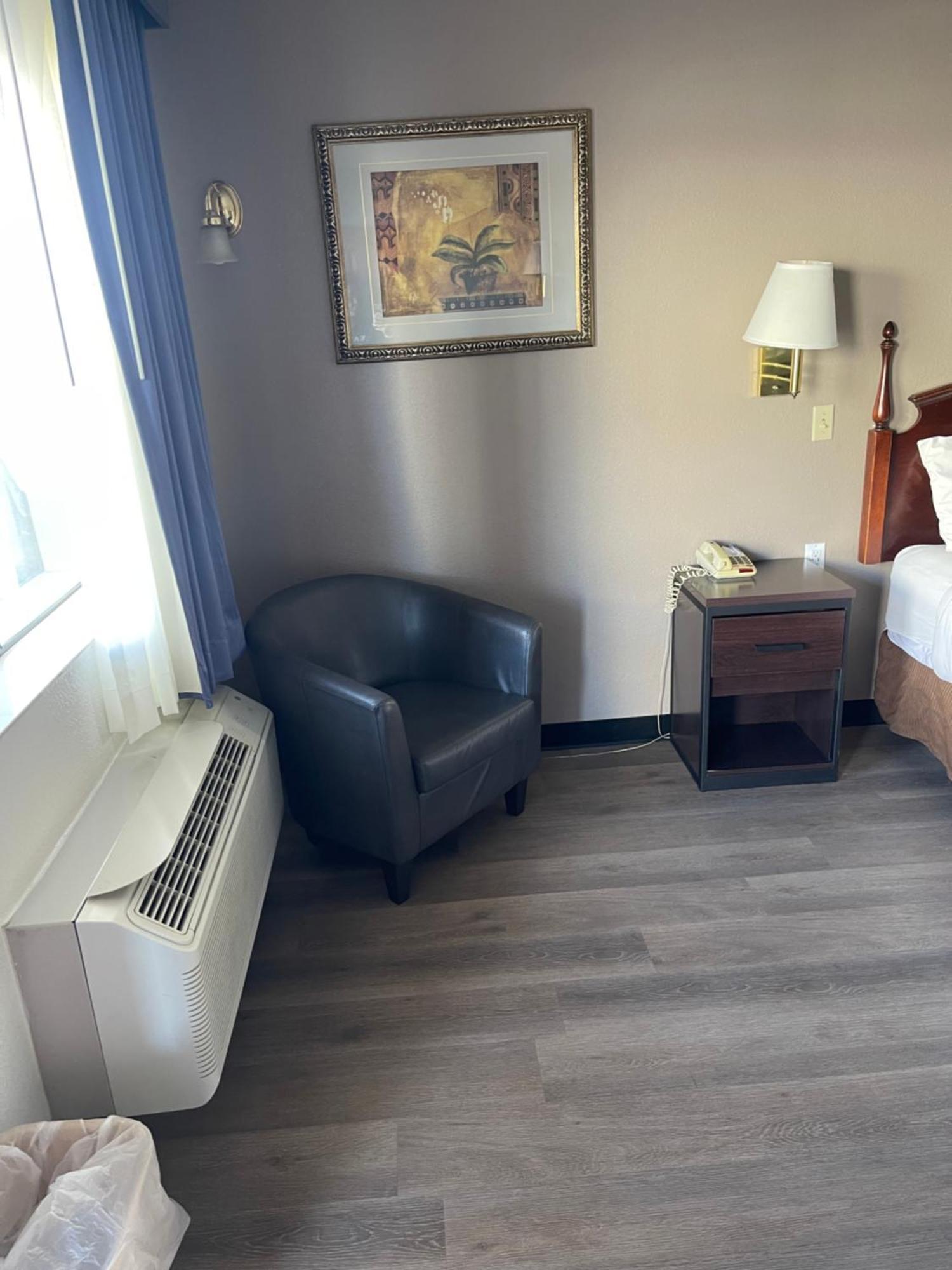 Travelodge By Wyndham Az Hotel 2*