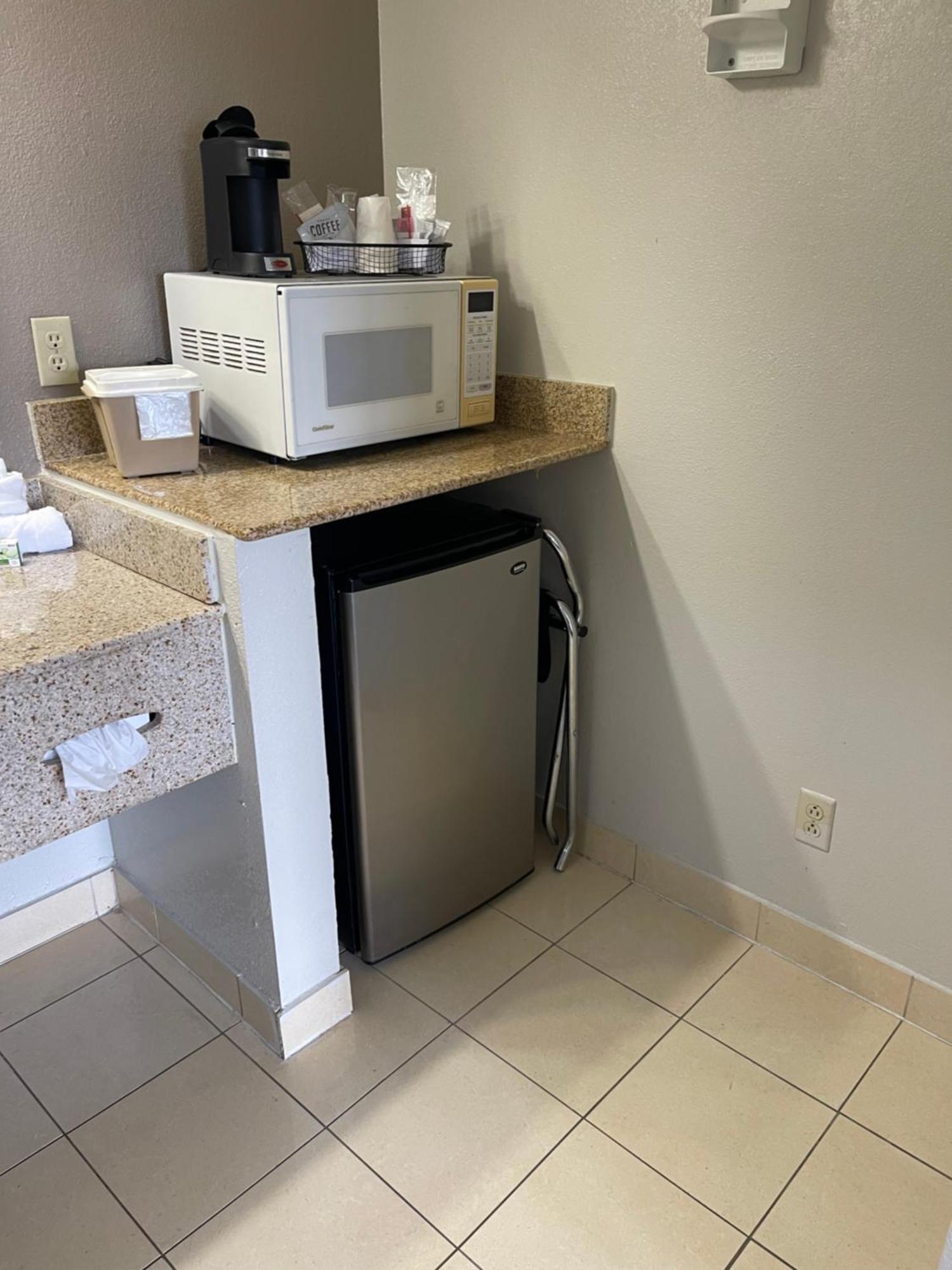Travelodge By Wyndham Az 2*