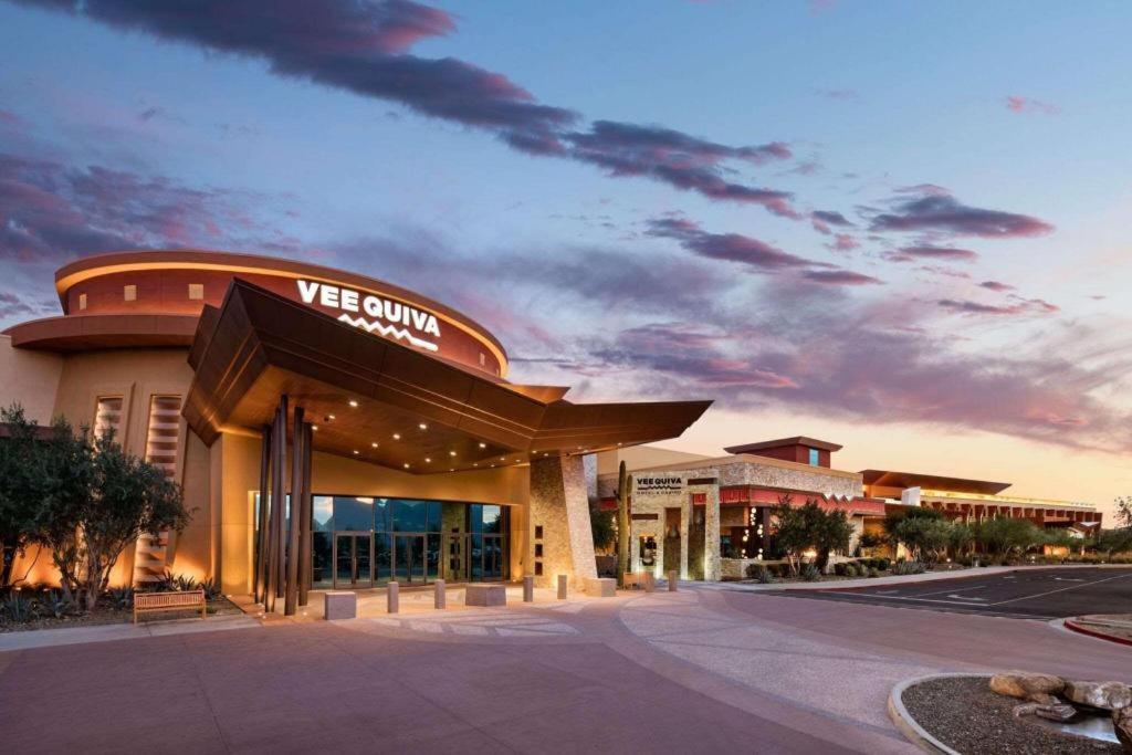 Vee Quiva & Casino 3*