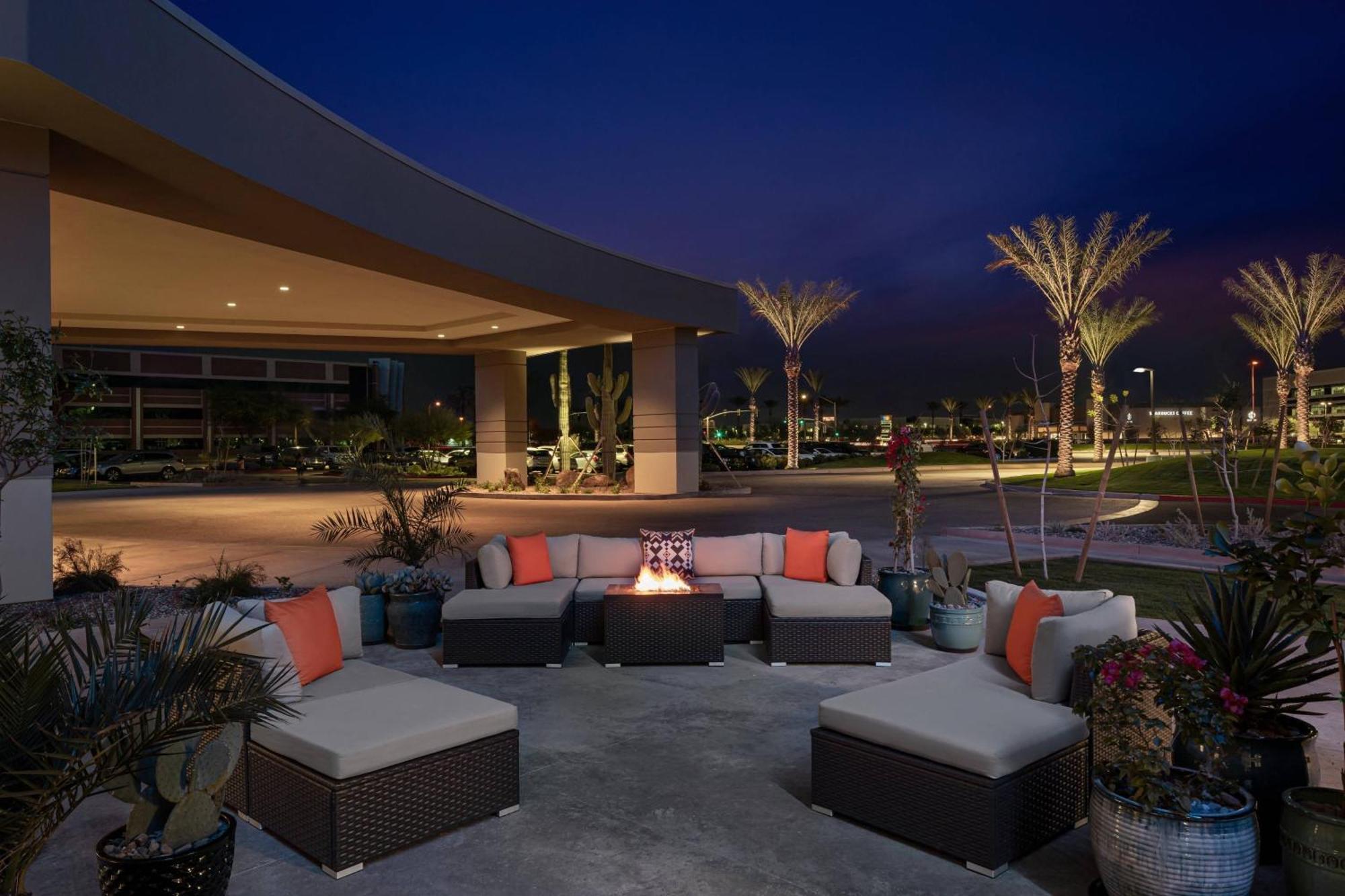 Marriott Phoenix Hotel